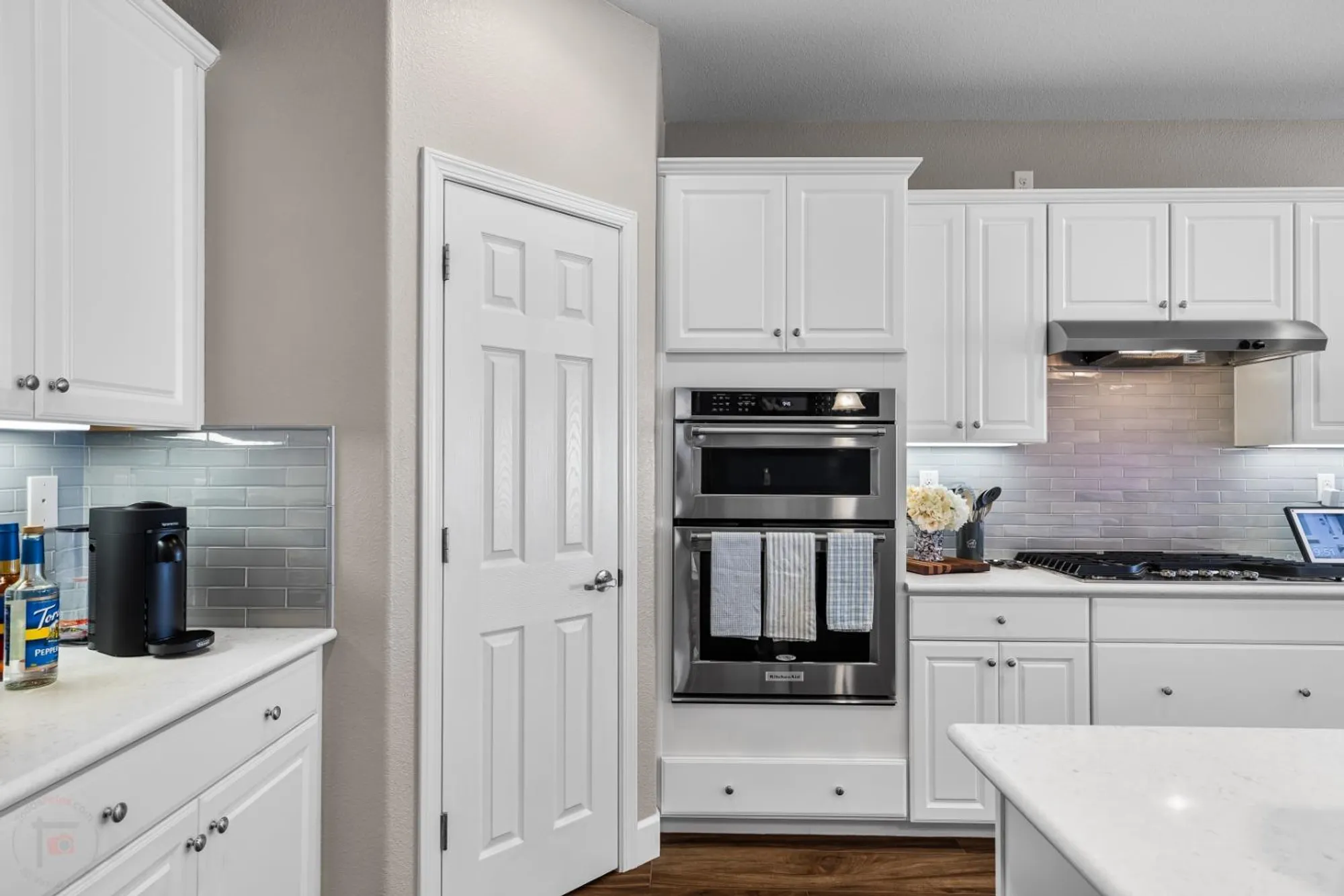 Property Slideshow image 15 of 88 | 1324 chestnut hill dr, Manteca, CA, 95336