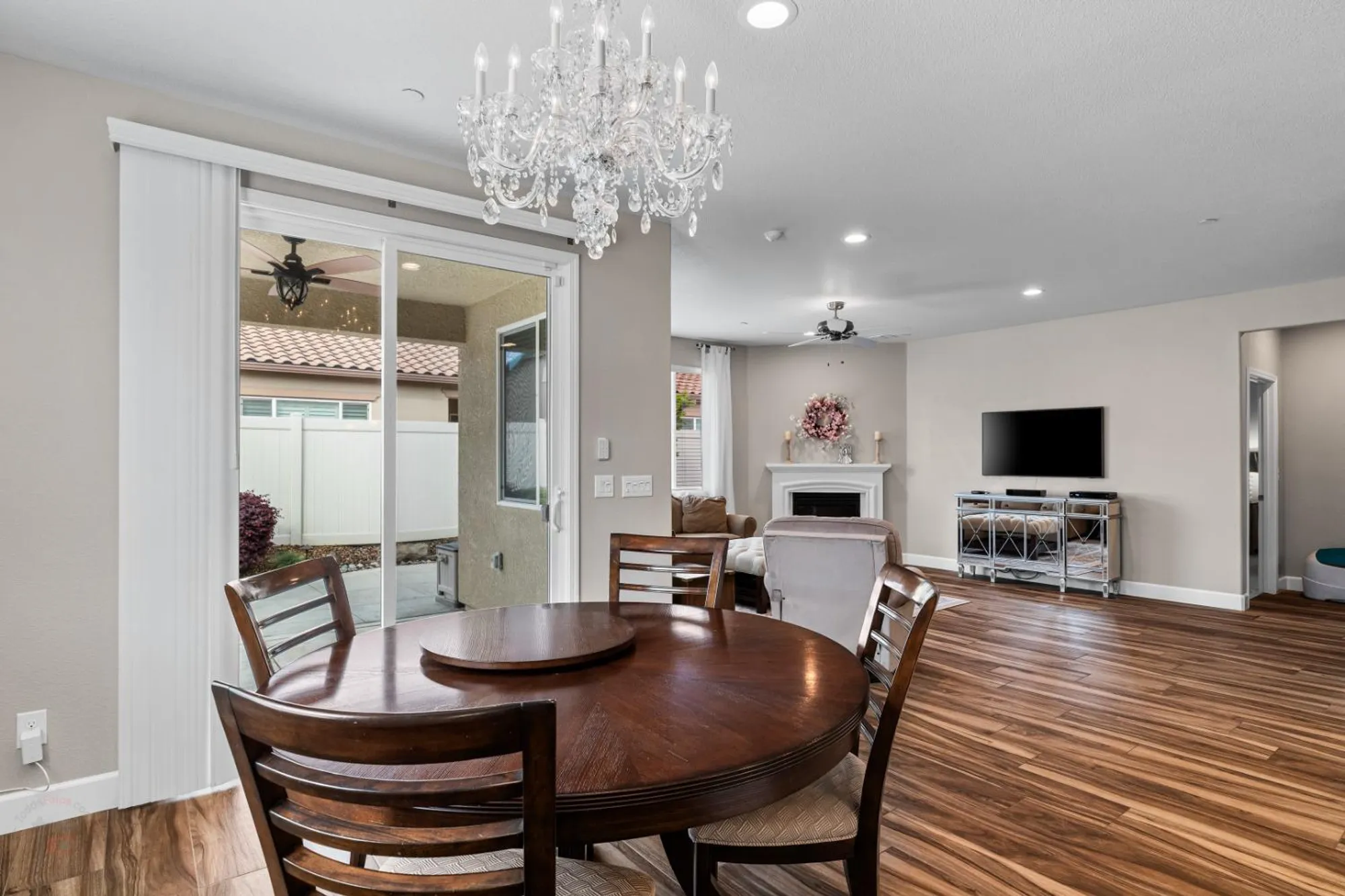 Property Slideshow image 21 of 88 | 1324 chestnut hill dr, Manteca, CA, 95336