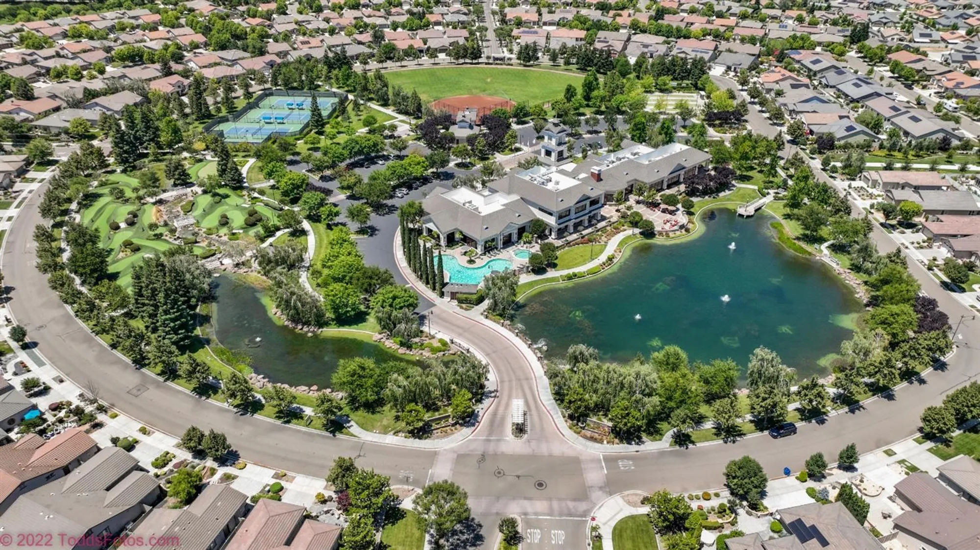 Property Slideshow image 62 of 88 | 1324 chestnut hill dr, Manteca, CA, 95336