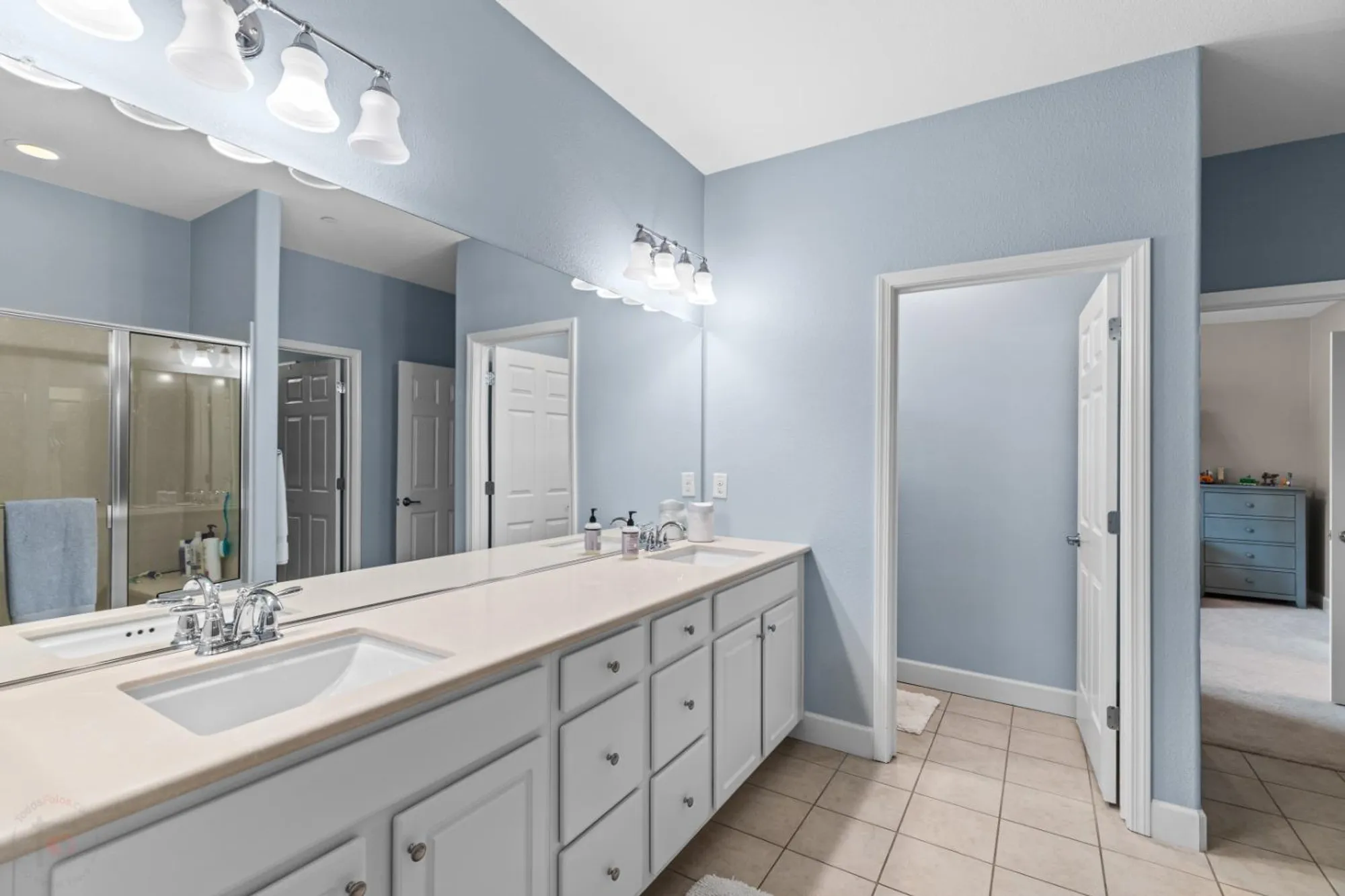 Property Slideshow image 30 of 88 | 1324 chestnut hill dr, Manteca, CA, 95336