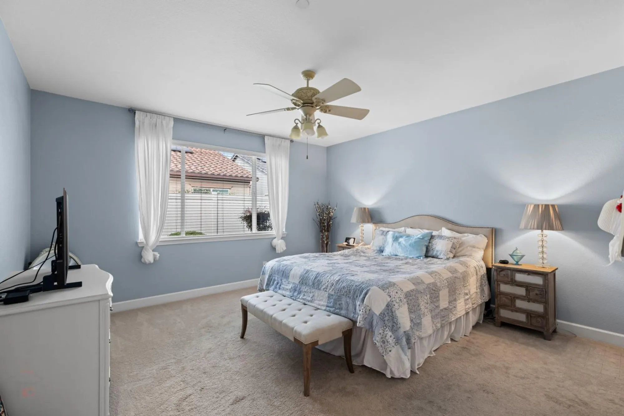 Property Slideshow image 27 of 88 | 1324 chestnut hill dr, Manteca, CA, 95336