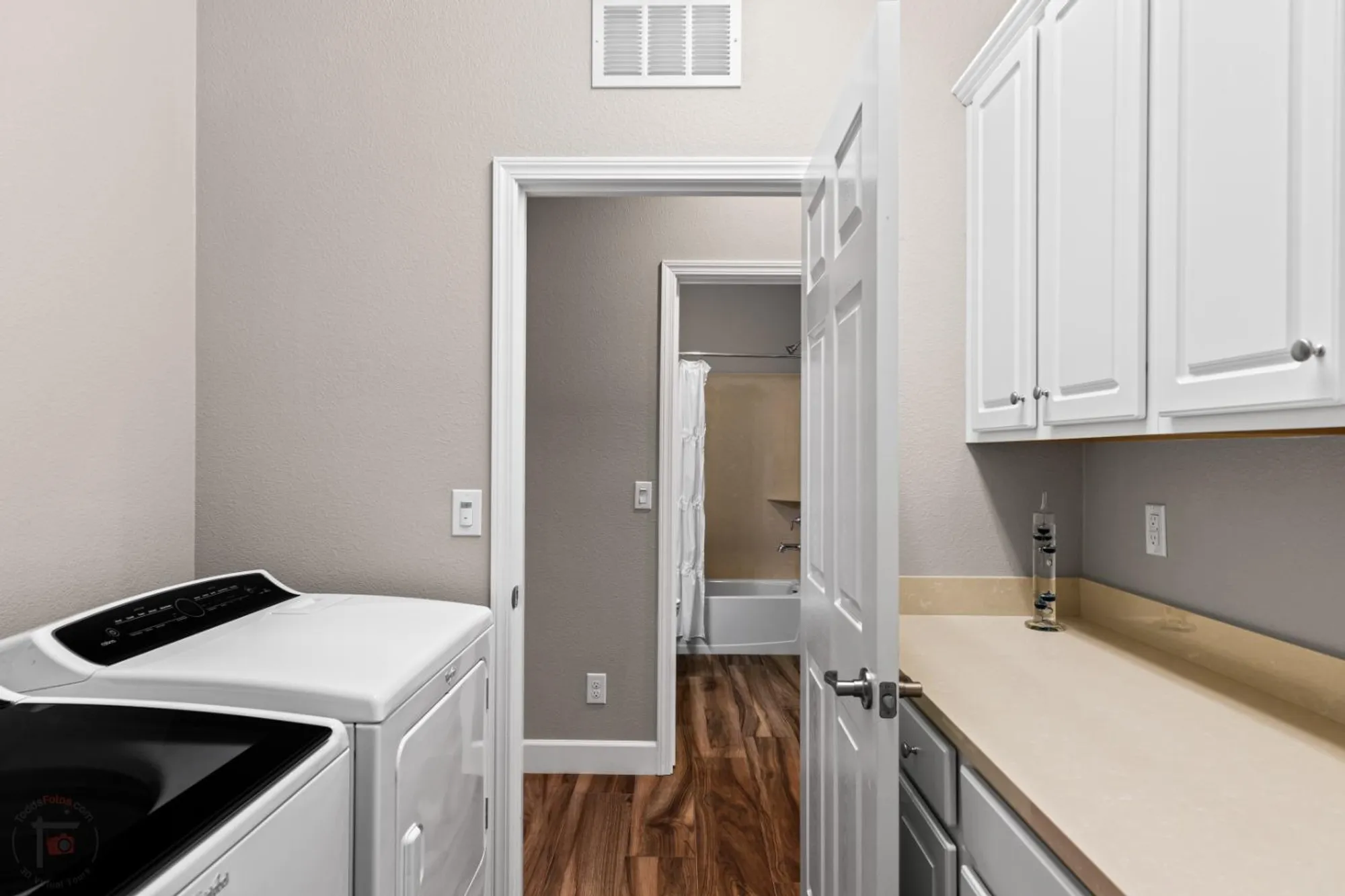 Property Slideshow image 37 of 88 | 1324 chestnut hill dr, Manteca, CA, 95336