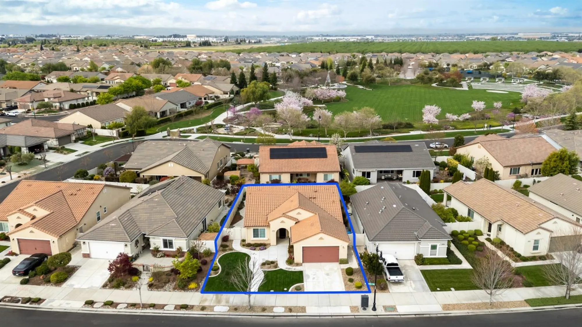 Property Slideshow image 42 of 88 | 1324 chestnut hill dr, Manteca, CA, 95336