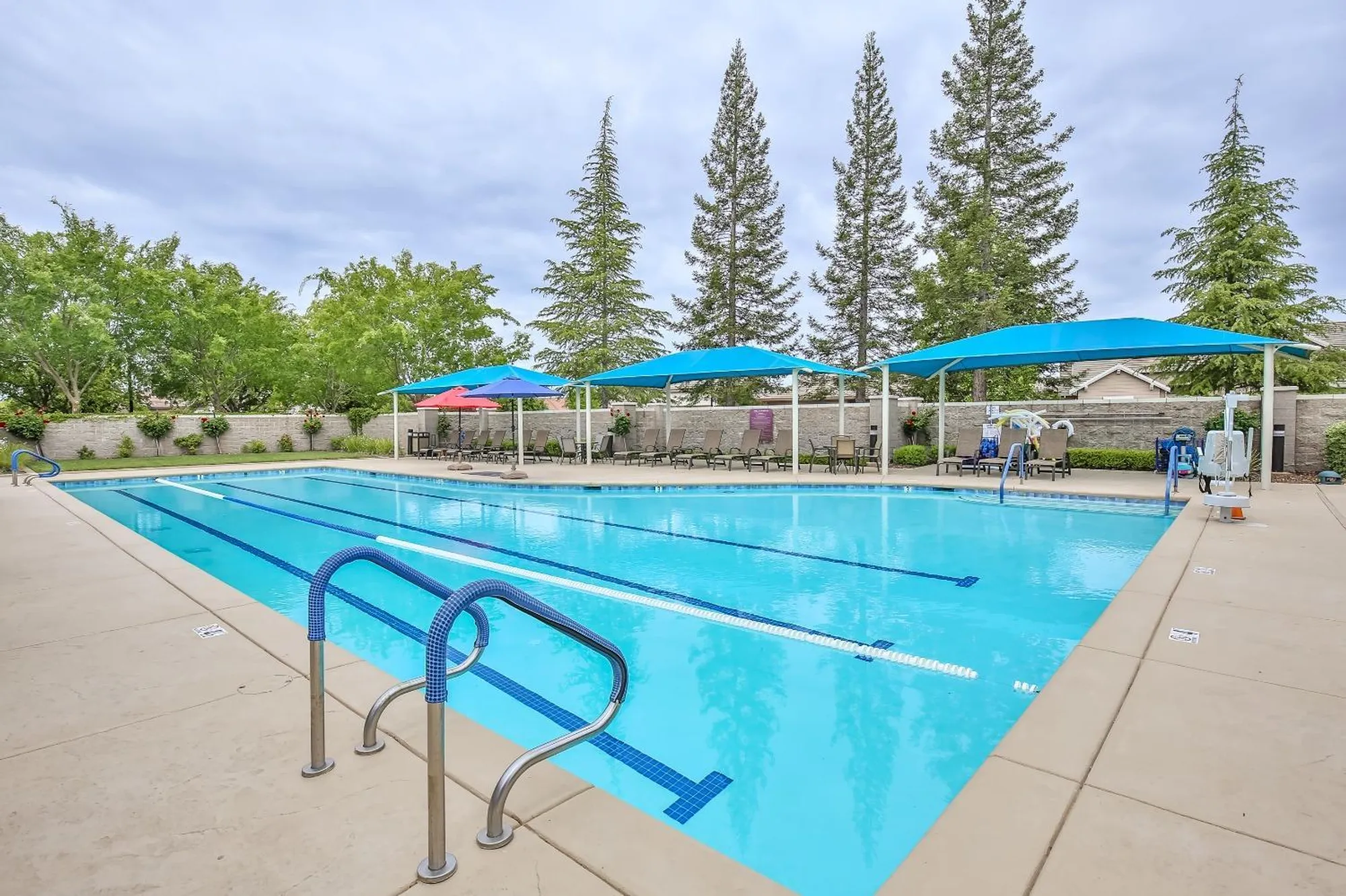 Property Slideshow image 68 of 72 | 2080 leighham dr, Roseville, CA, 95747