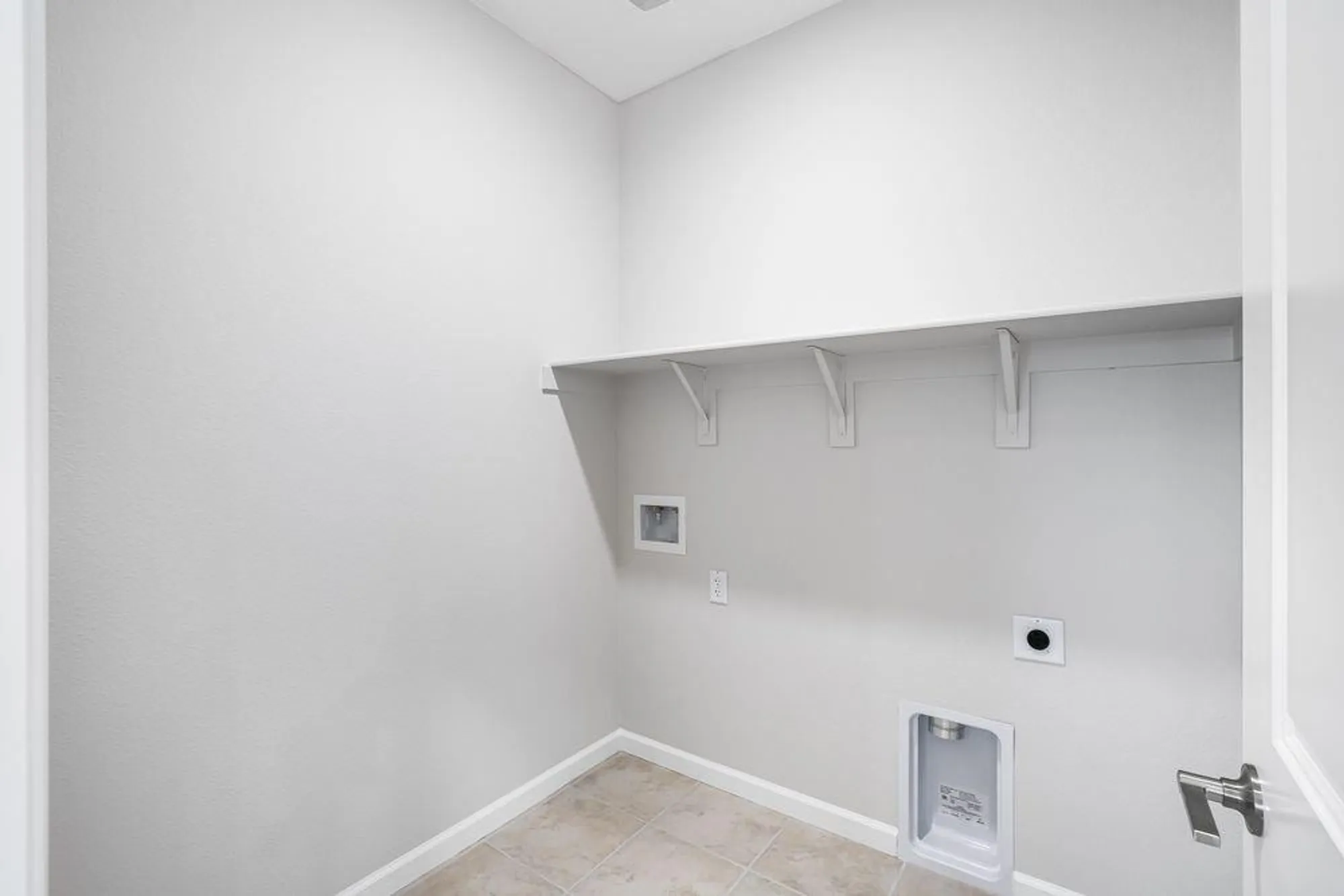 Property Slideshow image 23 of 57 | 1592 edgewood ln, Lincoln, CA, 95648