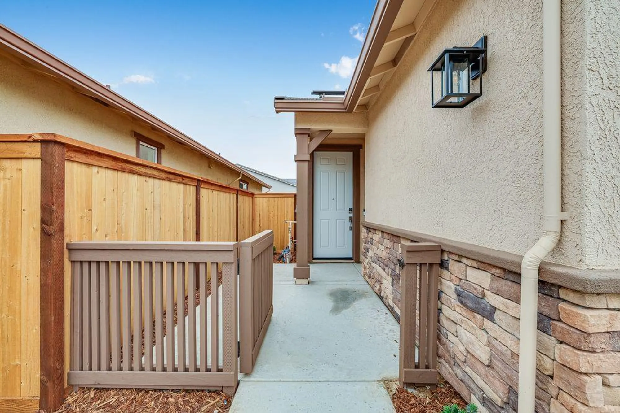 Property Slideshow image 29 of 57 | 1592 edgewood ln, Lincoln, CA, 95648