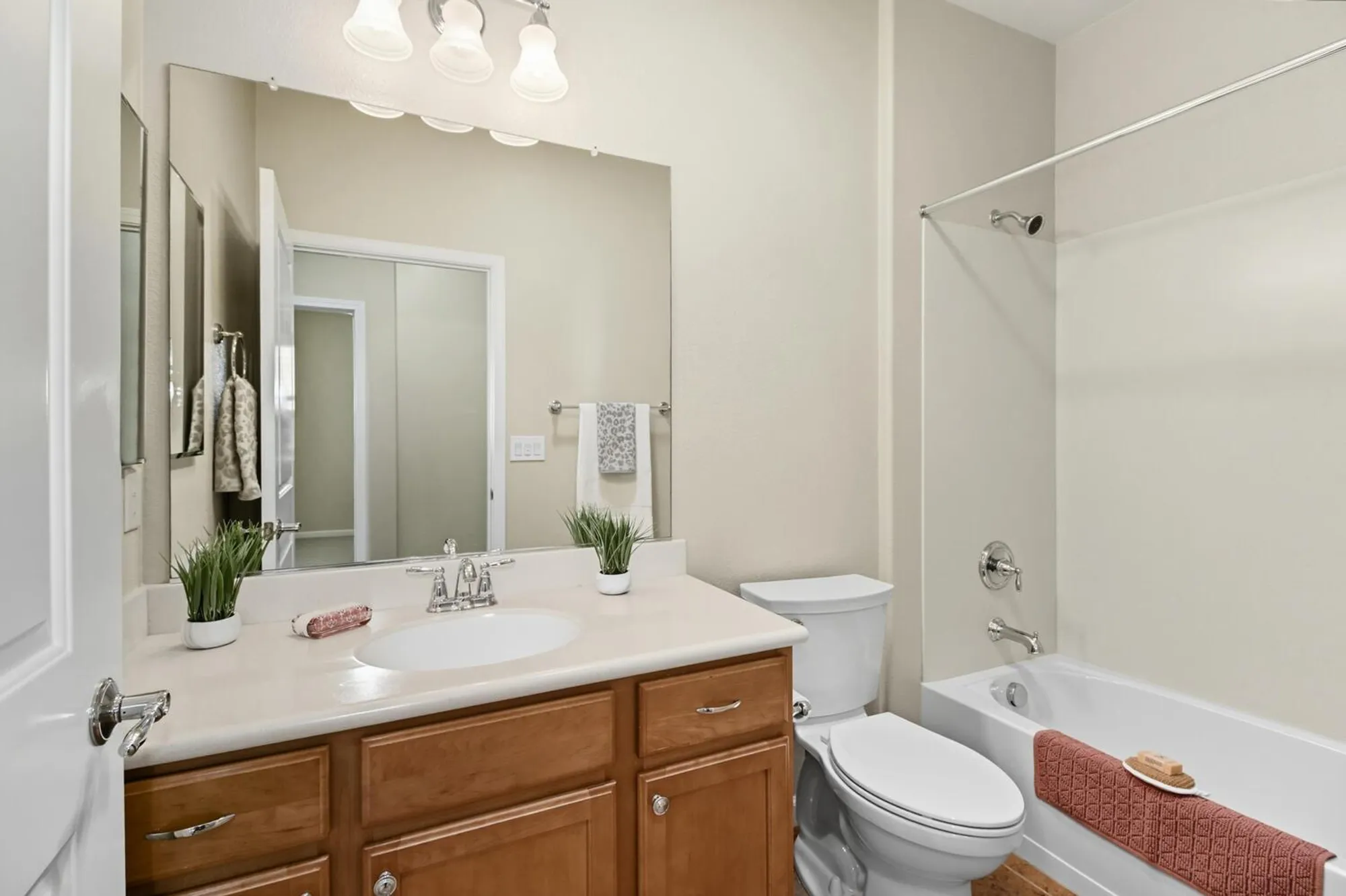 Property Slideshow image 30 of 62 | 7409 rothschild ct, Elk Grove, CA, 95757