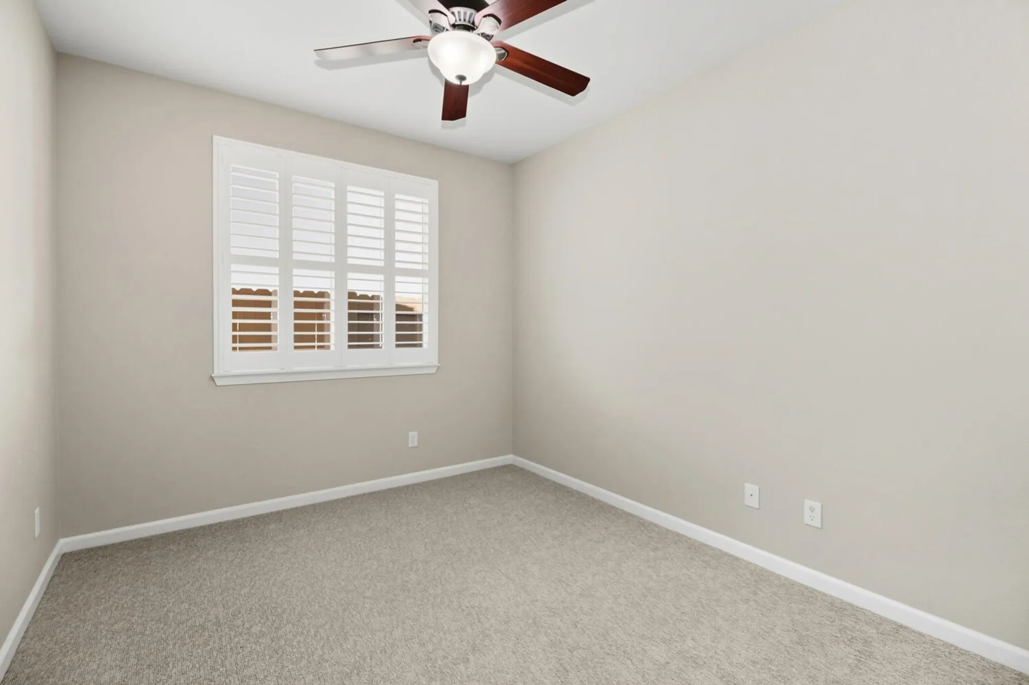 Property Slideshow image 28 of 62 | 7409 rothschild ct, Elk Grove, CA, 95757