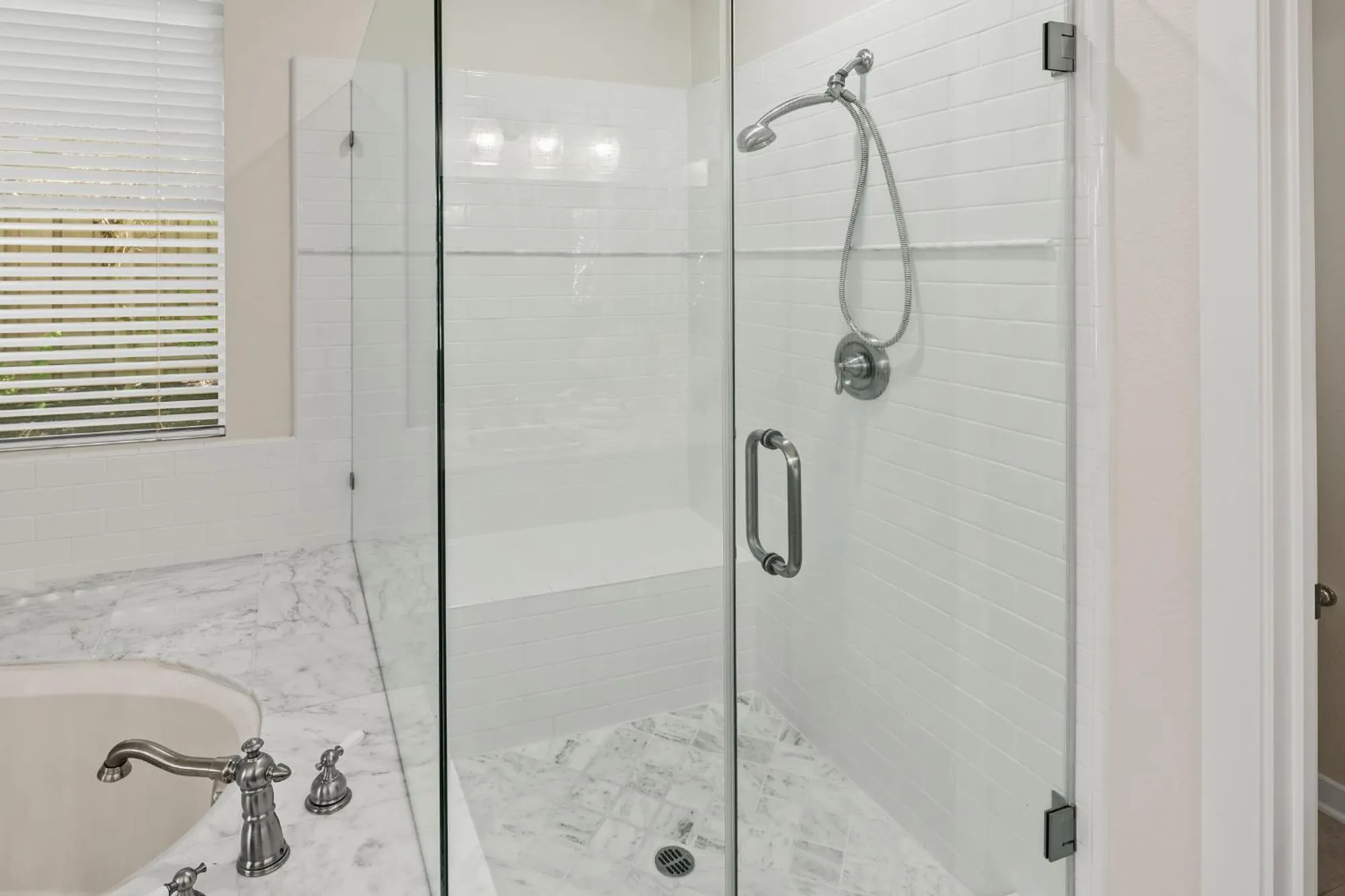 Property Slideshow image 26 of 44 | 3113 black hawk ln, Lincoln, CA, 95648