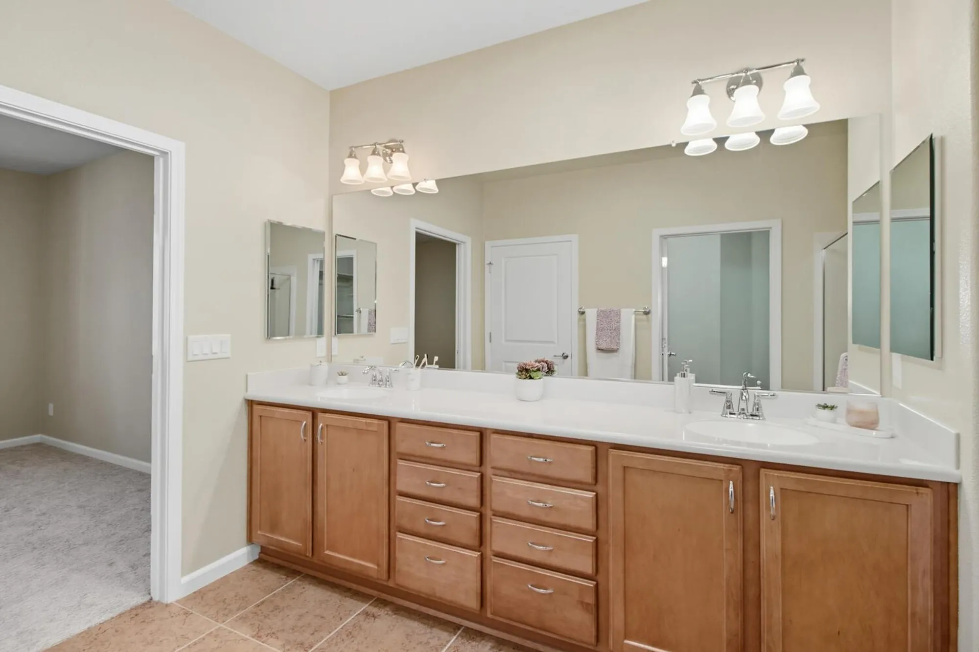 Property Slideshow image 26 of 62 | 7409 rothschild ct, Elk Grove, CA, 95757