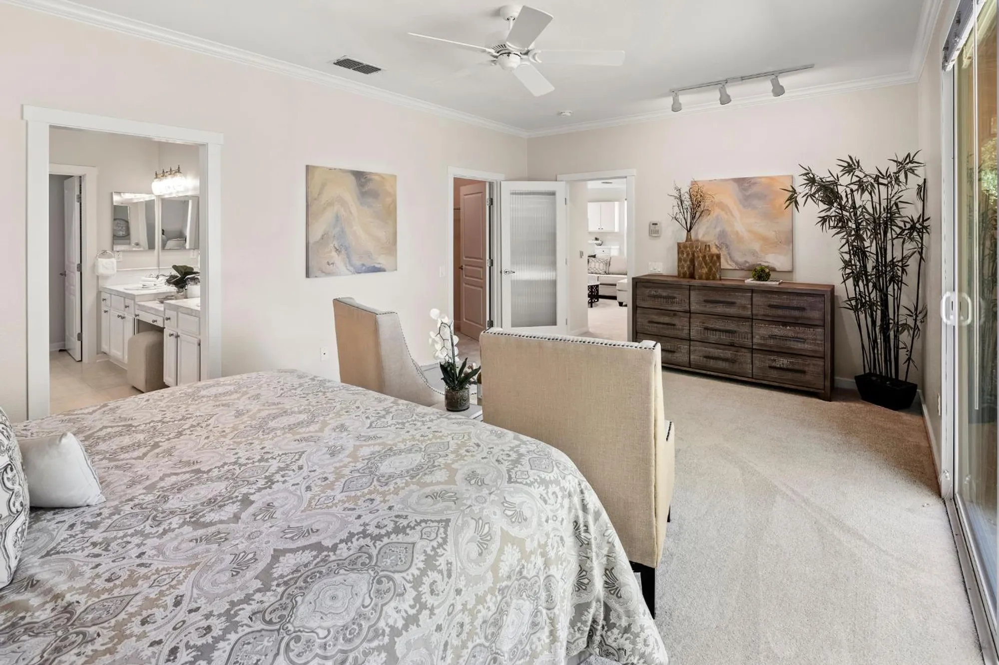 Property Slideshow image 21 of 44 | 3113 black hawk ln, Lincoln, CA, 95648