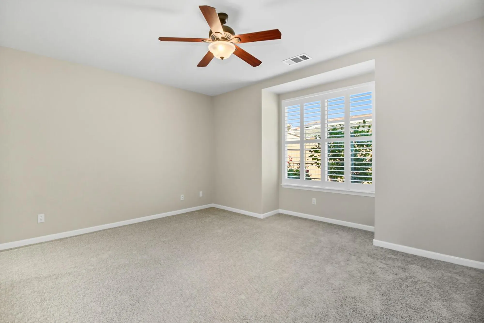 Property Slideshow image 22 of 62 | 7409 rothschild ct, Elk Grove, CA, 95757
