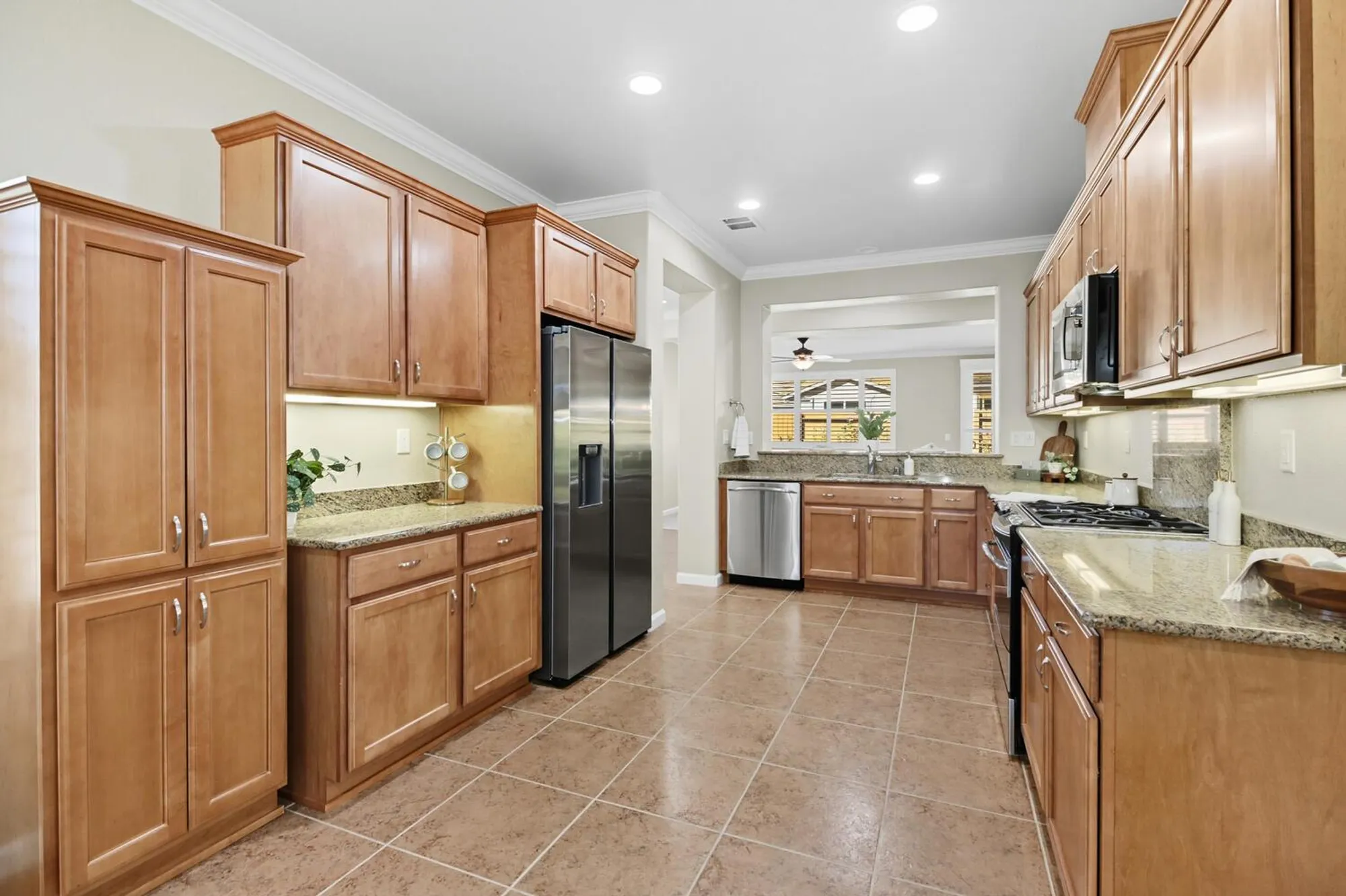 Property Slideshow image 21 of 62 | 7409 rothschild ct, Elk Grove, CA, 95757
