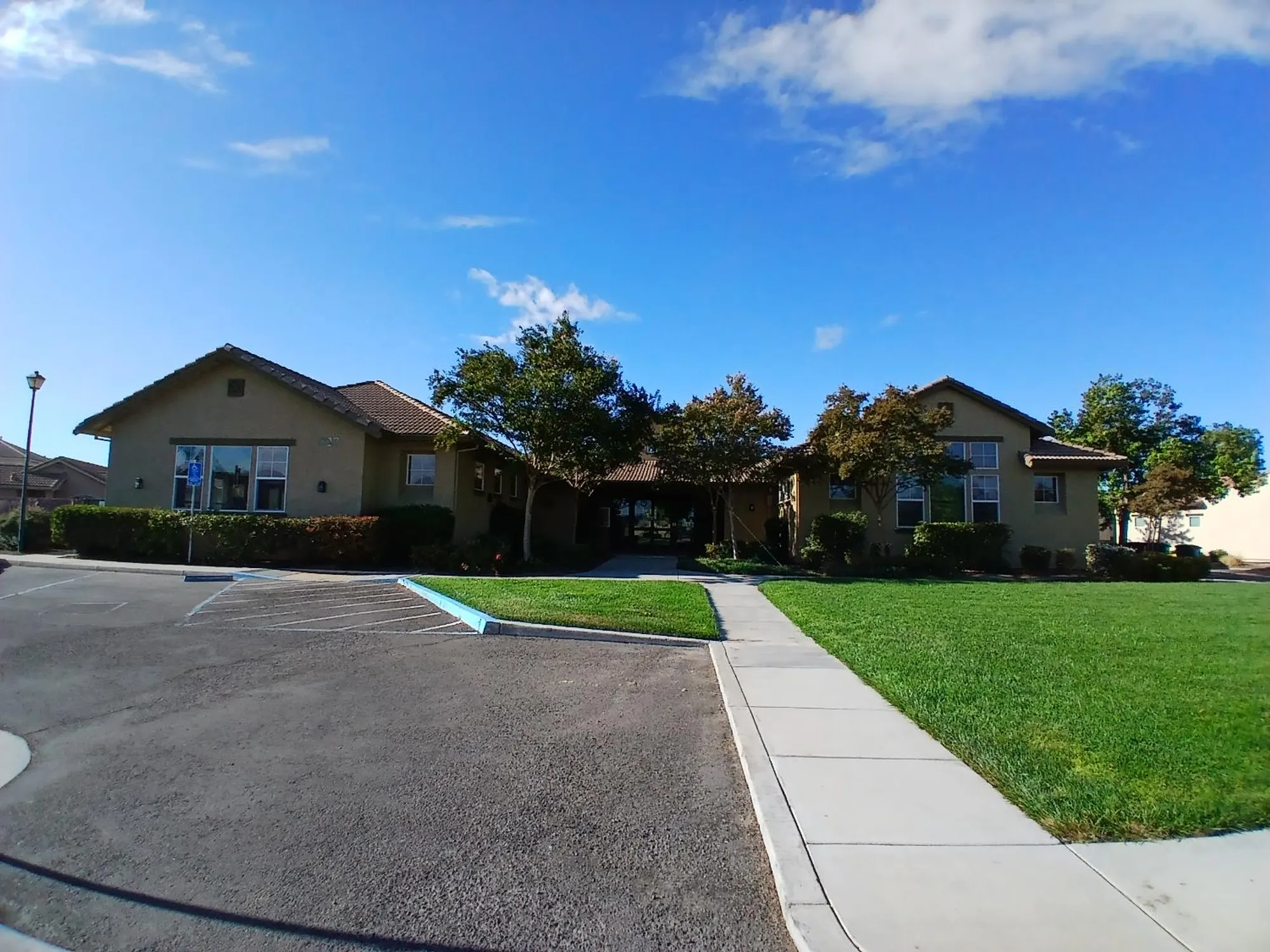 Property Slideshow image 32 of 45 | 601 betten st, Los Banos, CA, 93635