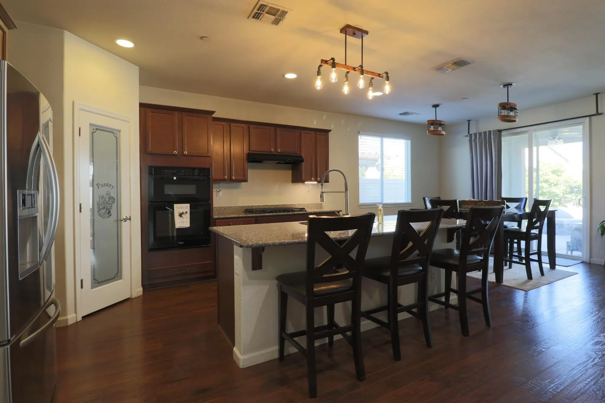 Property Slideshow image 3 of 22 | 1672 arbor brook dr, Manteca, CA, 95336