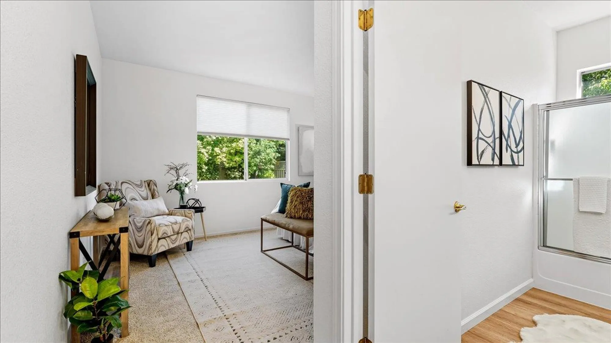 Property Slideshow image 18 of 23 | 301 wagonmaster ct, Roseville, CA, 95747