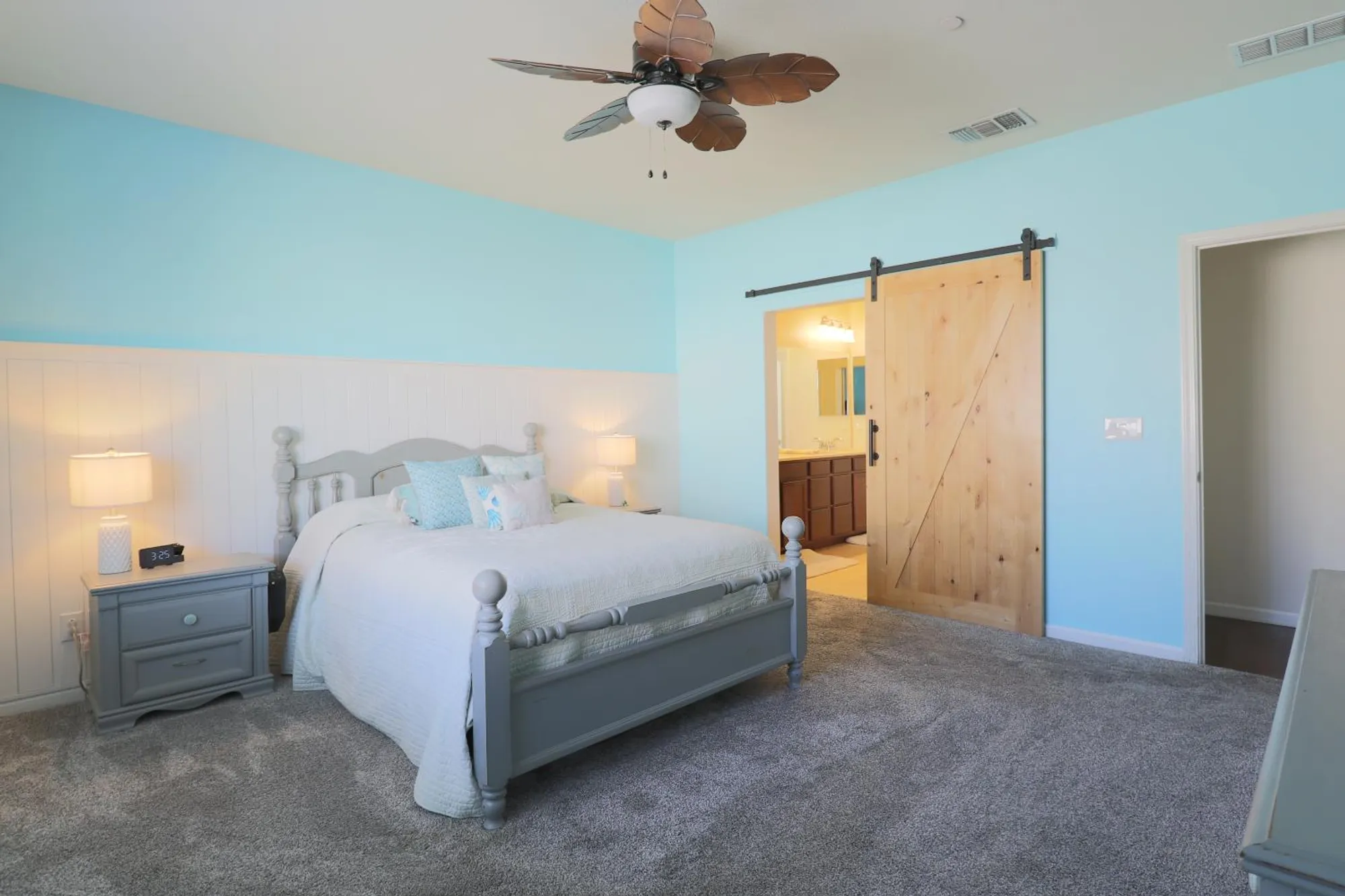 Property Slideshow image 9 of 22 | 1672 arbor brook dr, Manteca, CA, 95336