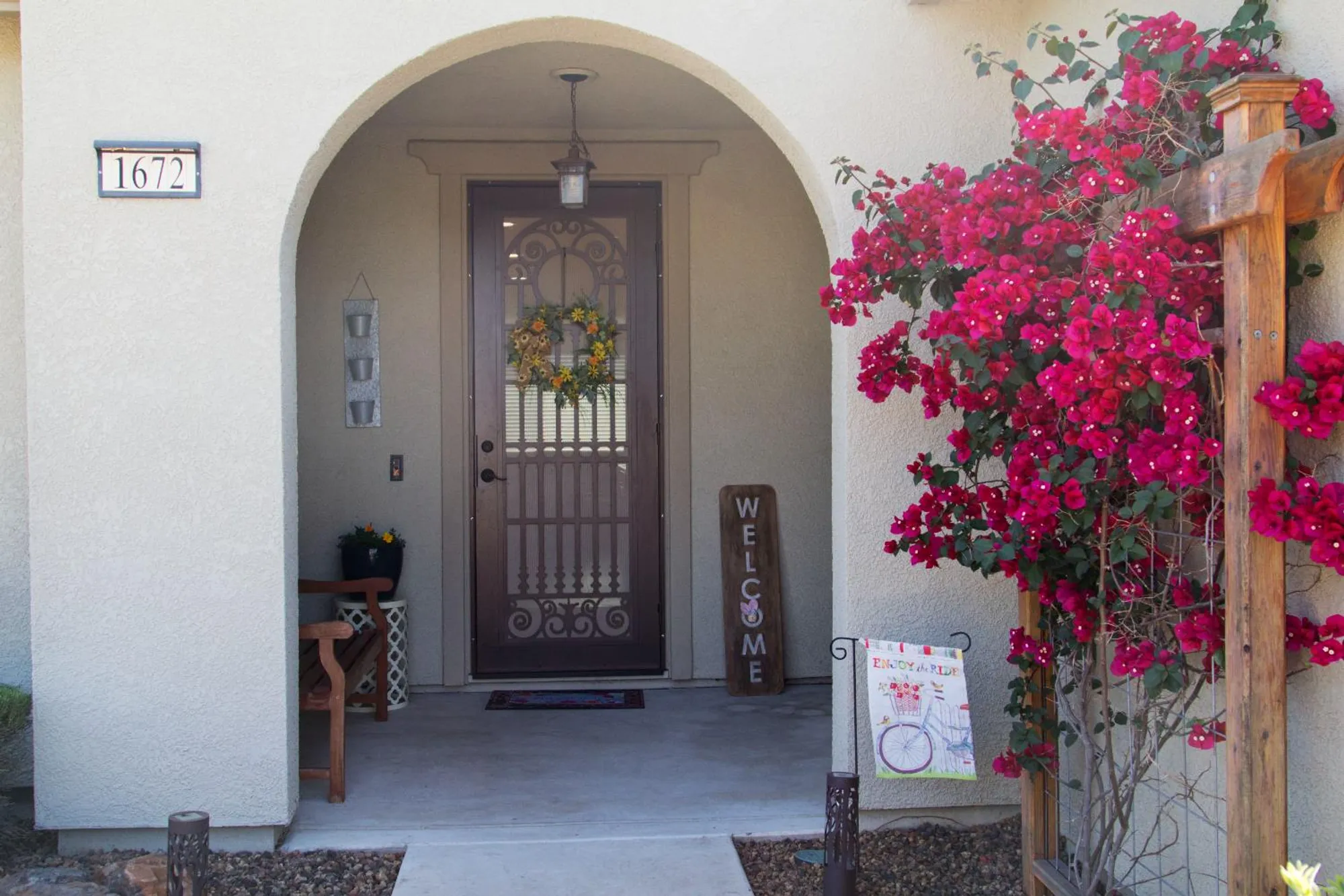 Property Slideshow image 2 of 22 | 1672 arbor brook dr, Manteca, CA, 95336