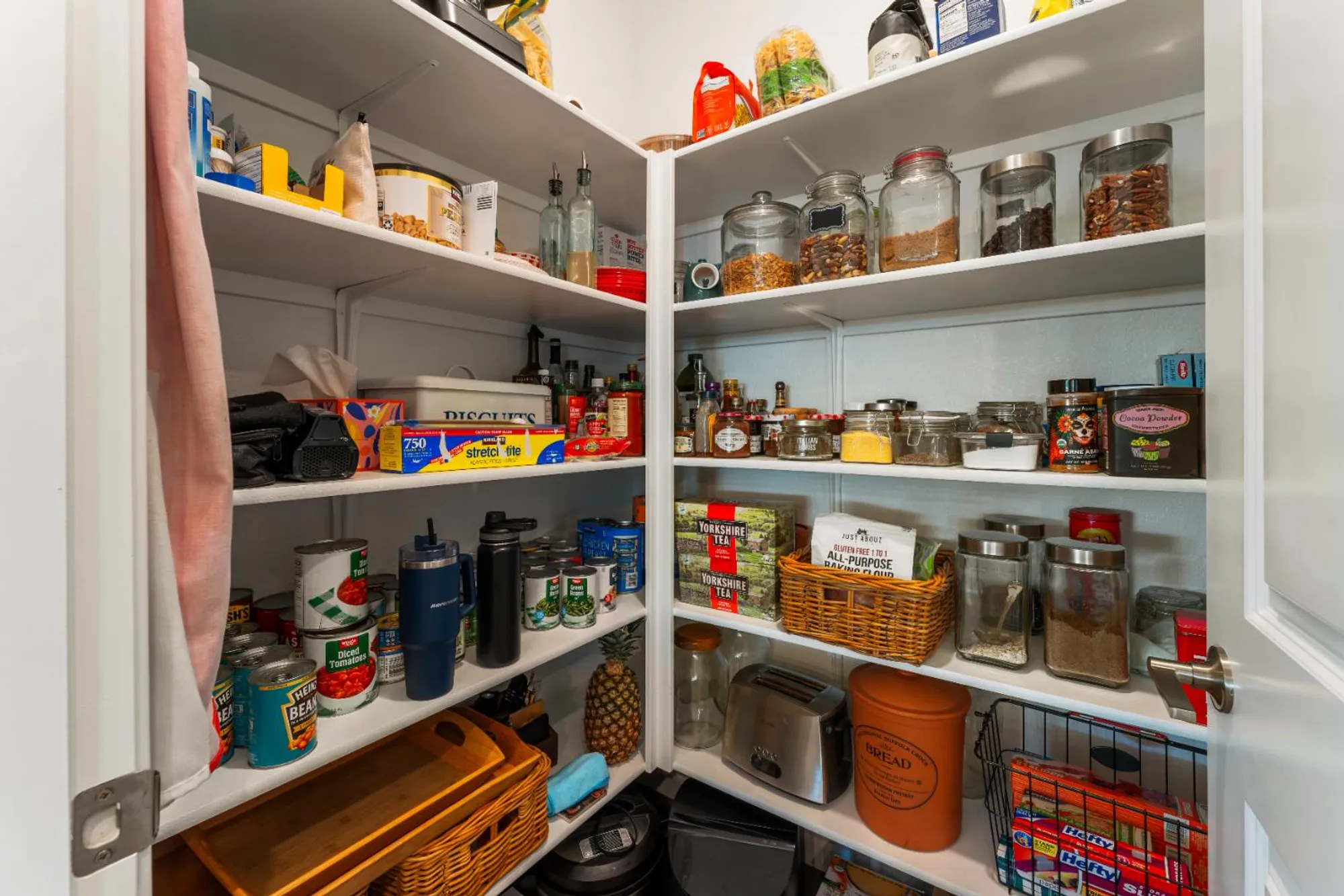 Property Slideshow image 19 of 39 | 1543 red lake way, Lincoln, CA, 95648