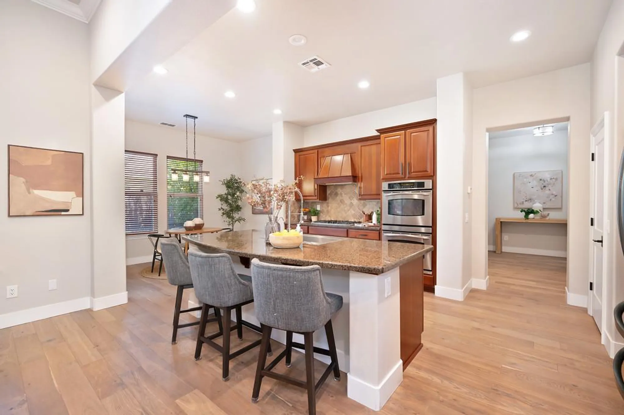 Property Slideshow image 15 of 64 | 2721 aspen valley ln, Sacramento, CA, 95835