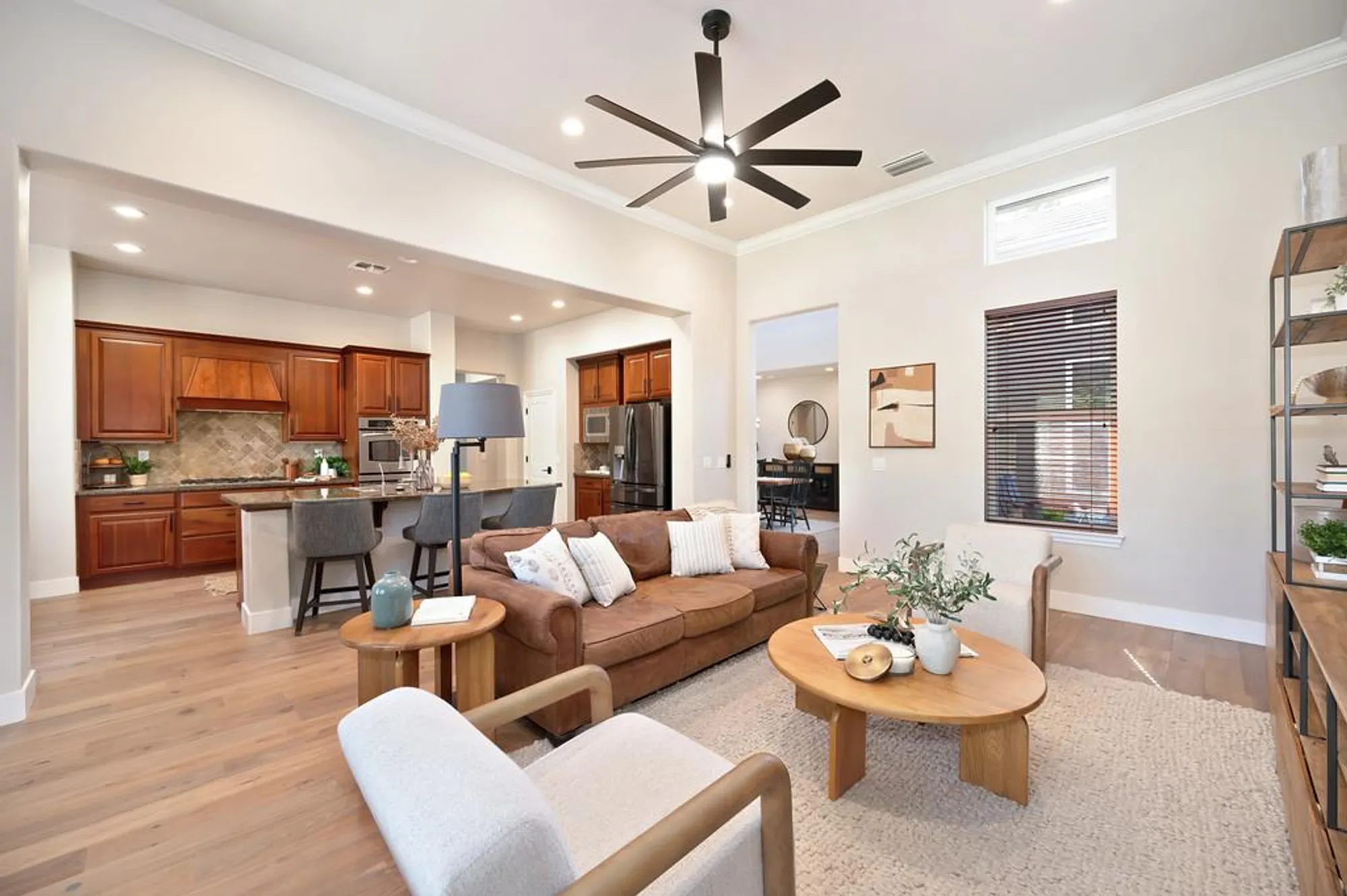 Property Slideshow image 14 of 64 | 2721 aspen valley ln, Sacramento, CA, 95835