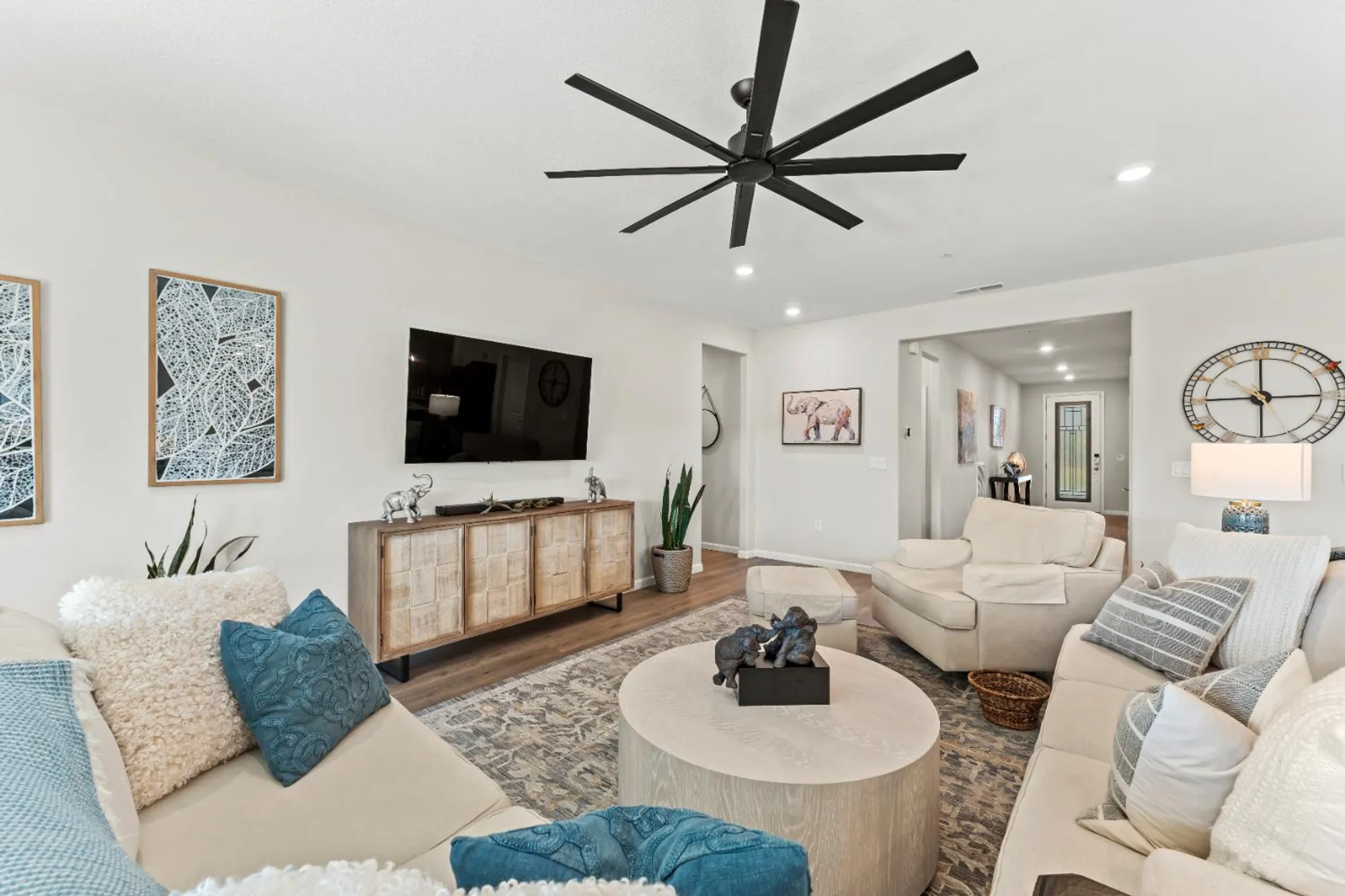 Property Slideshow image 10 of 39 | 1543 red lake way, Lincoln, CA, 95648