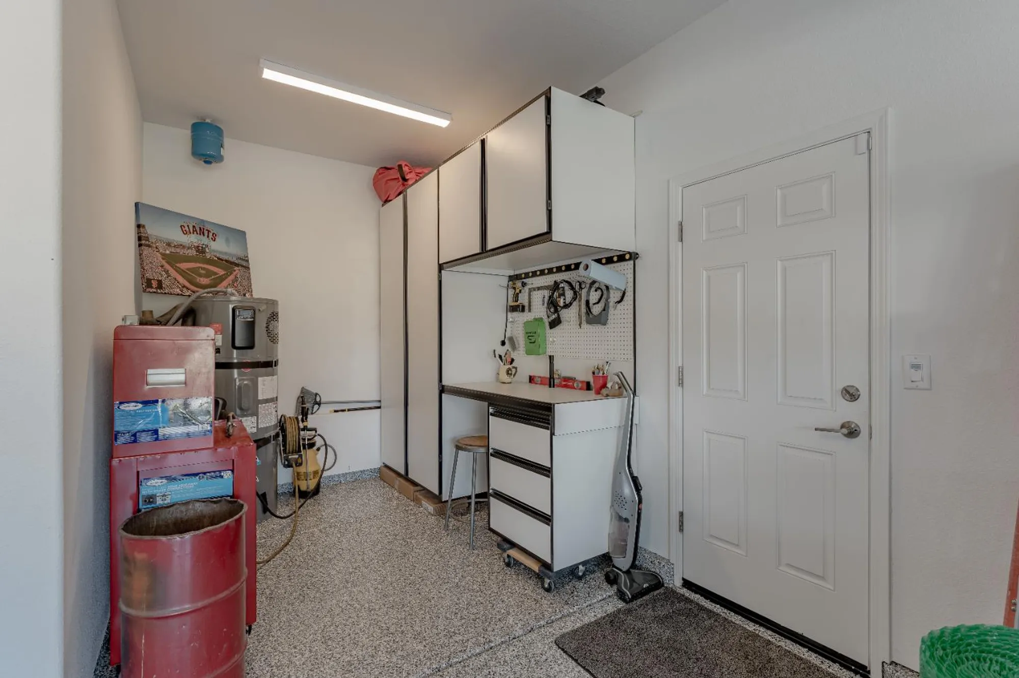 Property Slideshow image 37 of 39 | 1543 red lake way, Lincoln, CA, 95648