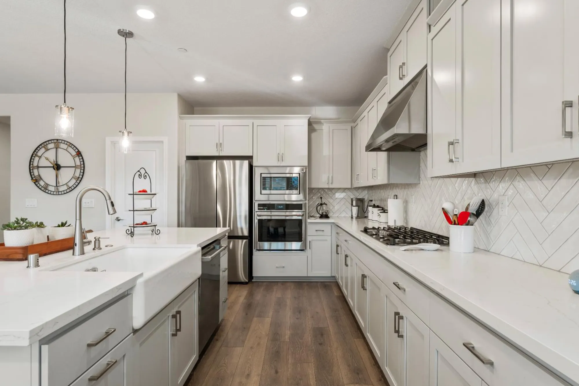 Property Slideshow image 18 of 39 | 1543 red lake way, Lincoln, CA, 95648