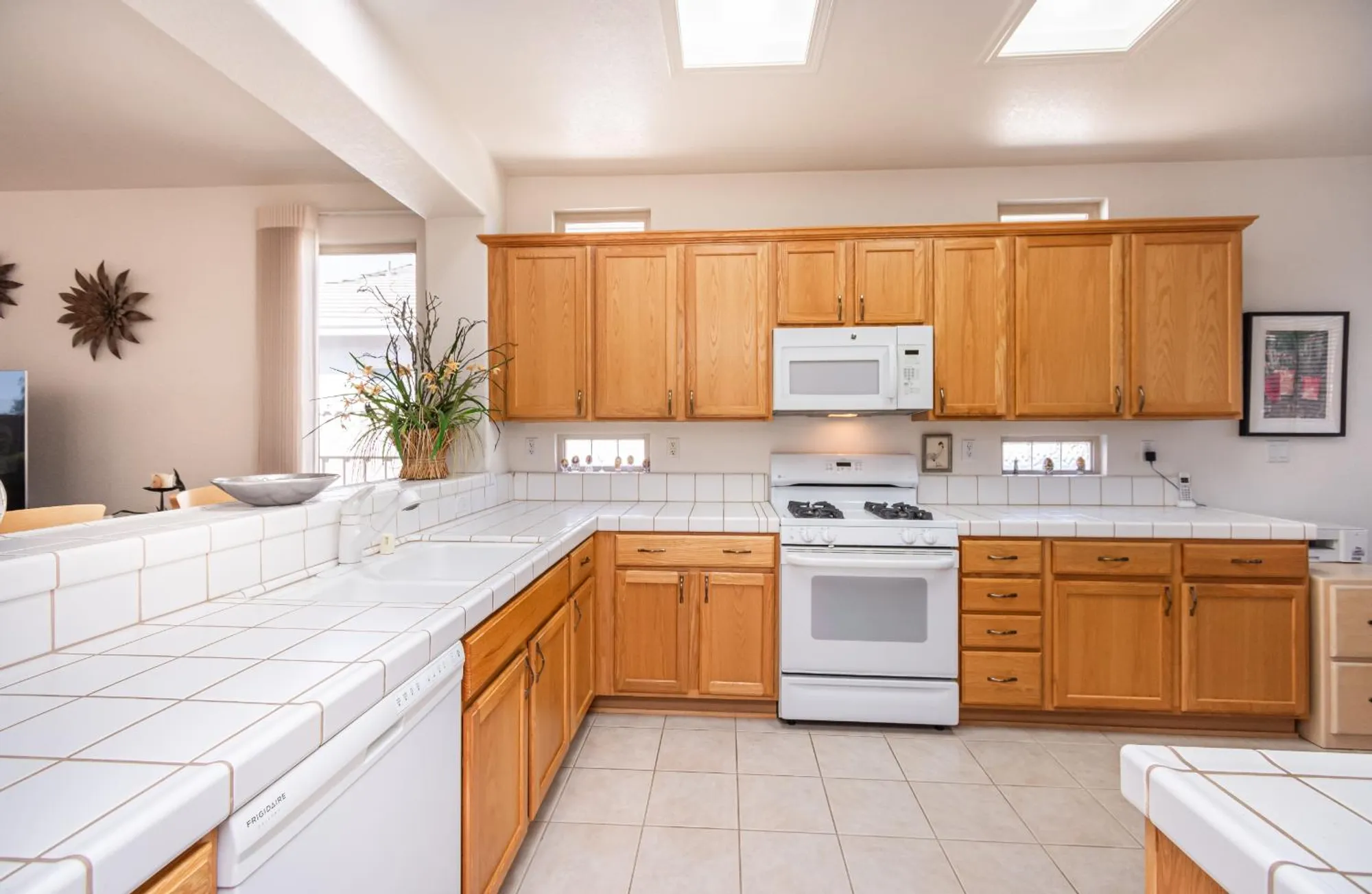 Property Slideshow image 3 of 36 | 1319 secret lake loop, Lincoln, CA, 95648