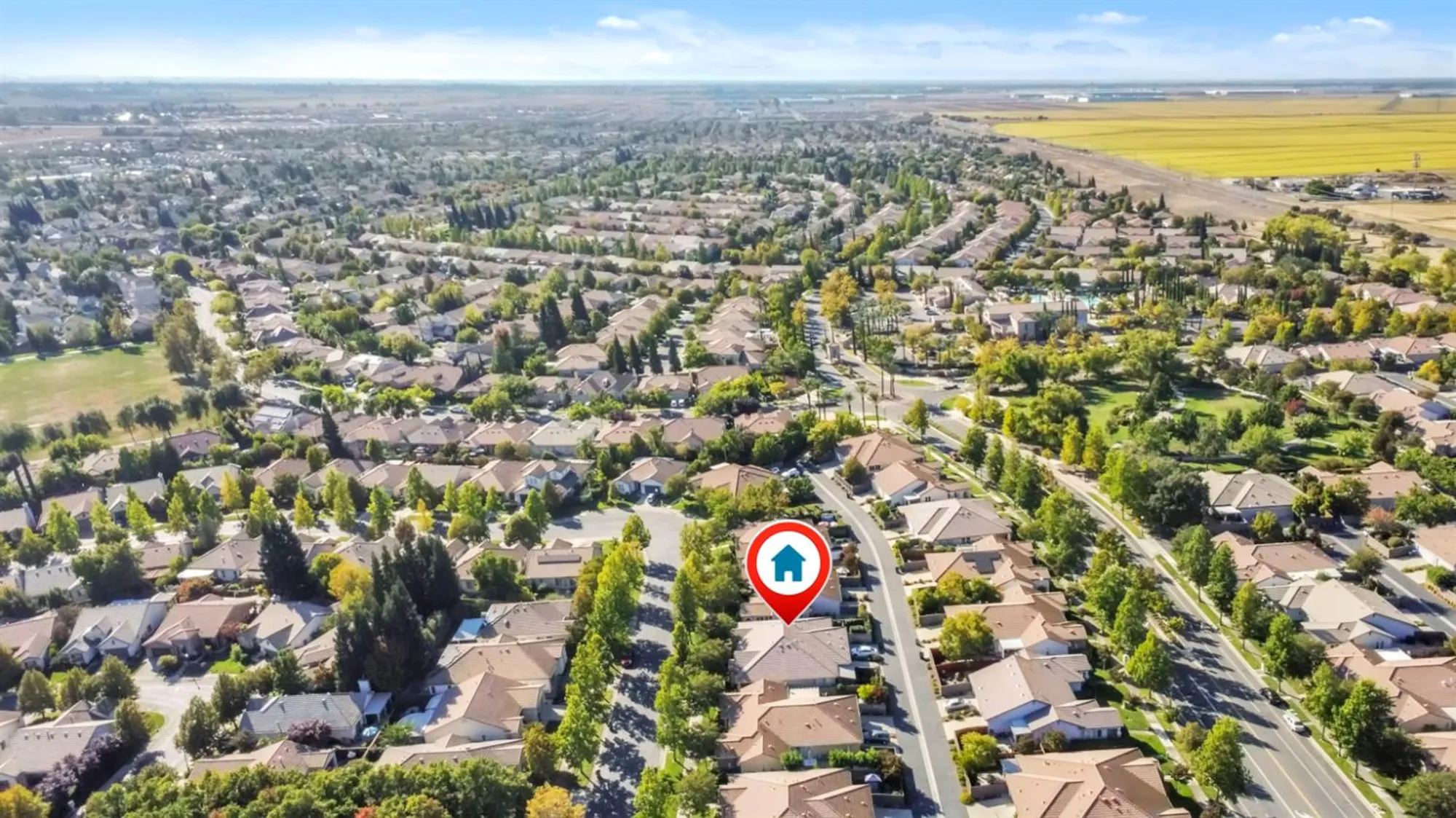 Property Slideshow image 37 of 39 | 360 mill valley cir, Sacramento, CA, 95835