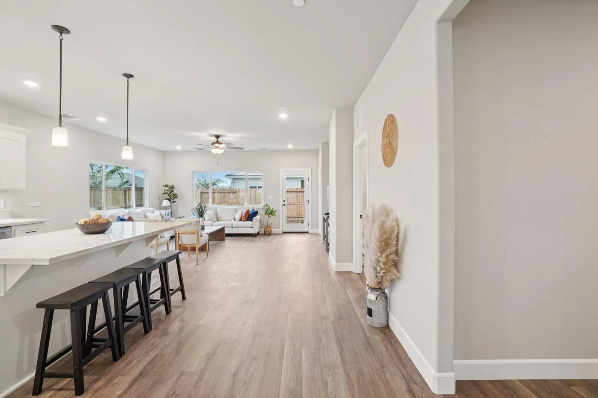 Property Slideshow image 5 of 17 | 1125 nicklaus rd, Galt, CA, 95632