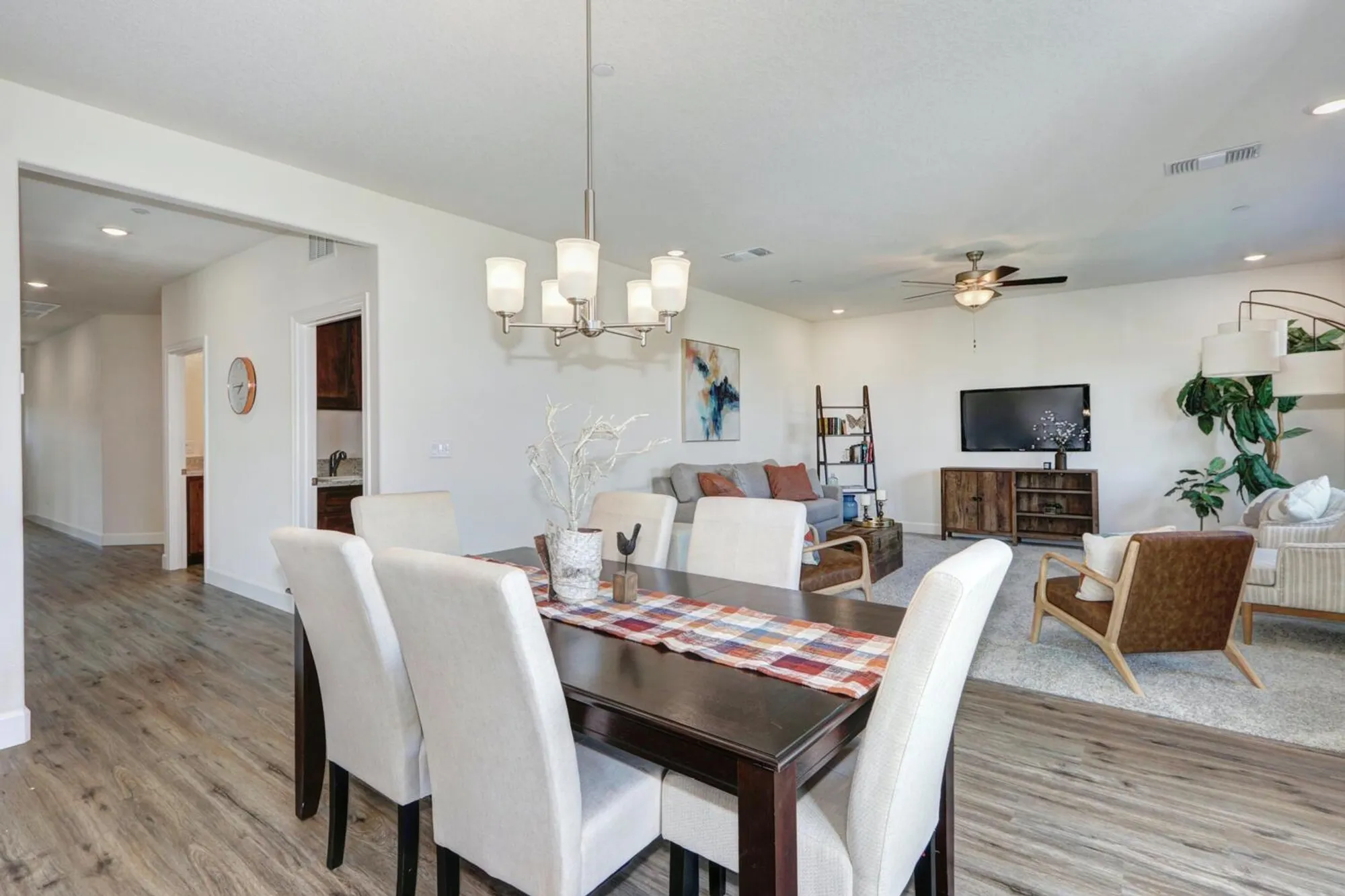 Property Slideshow image 9 of 21 | 1133 nicklaus rd, Galt, CA, 95632