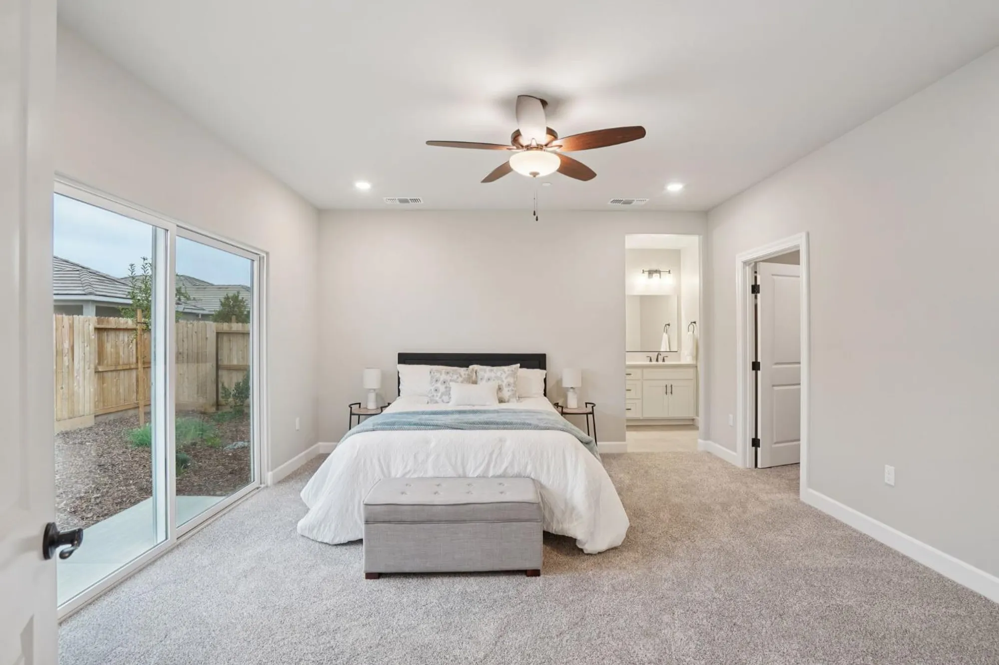 Property Slideshow image 14 of 17 | 1125 nicklaus rd, Galt, CA, 95632