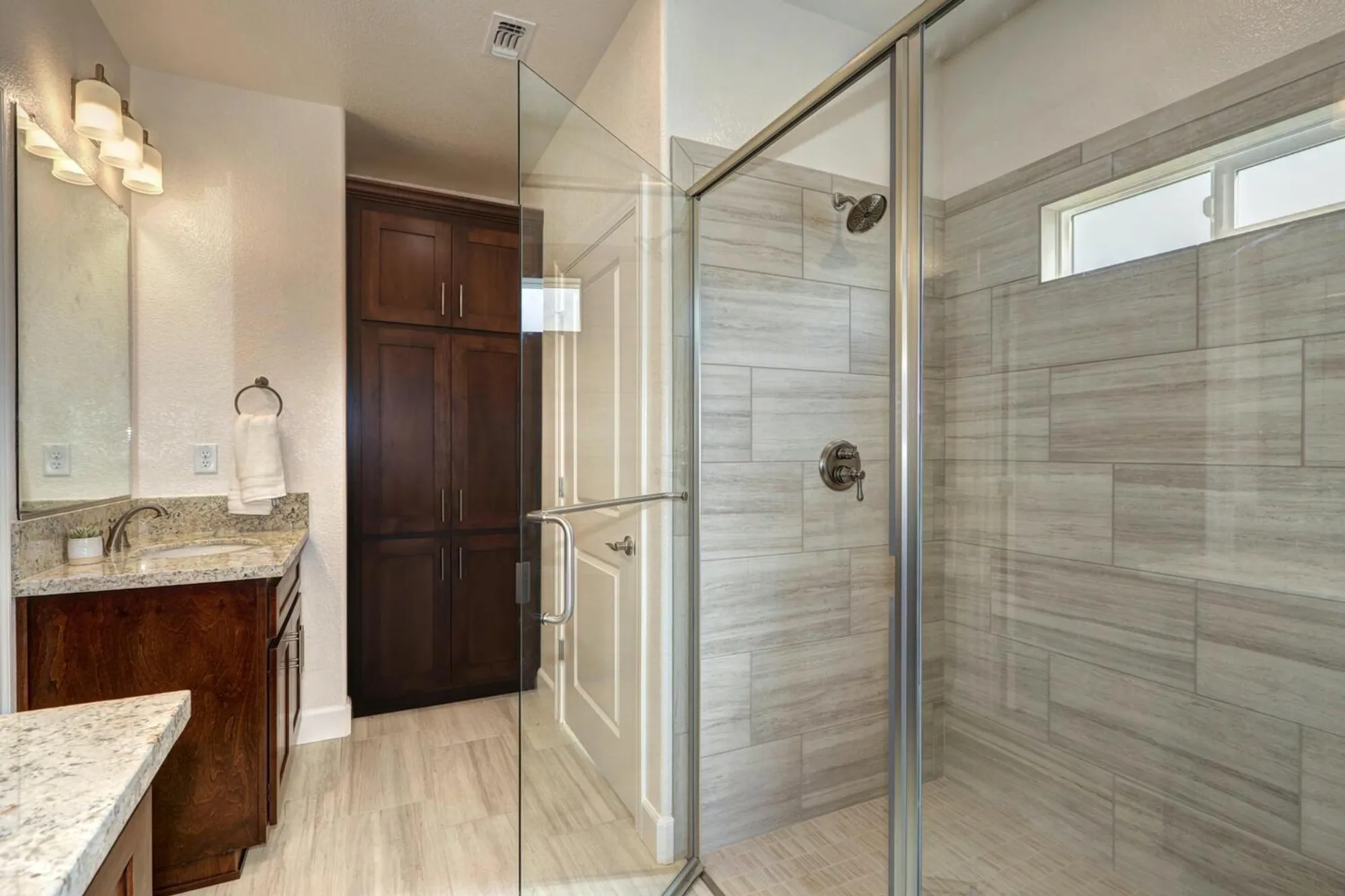 Property Slideshow image 18 of 21 | 1133 nicklaus rd, Galt, CA, 95632