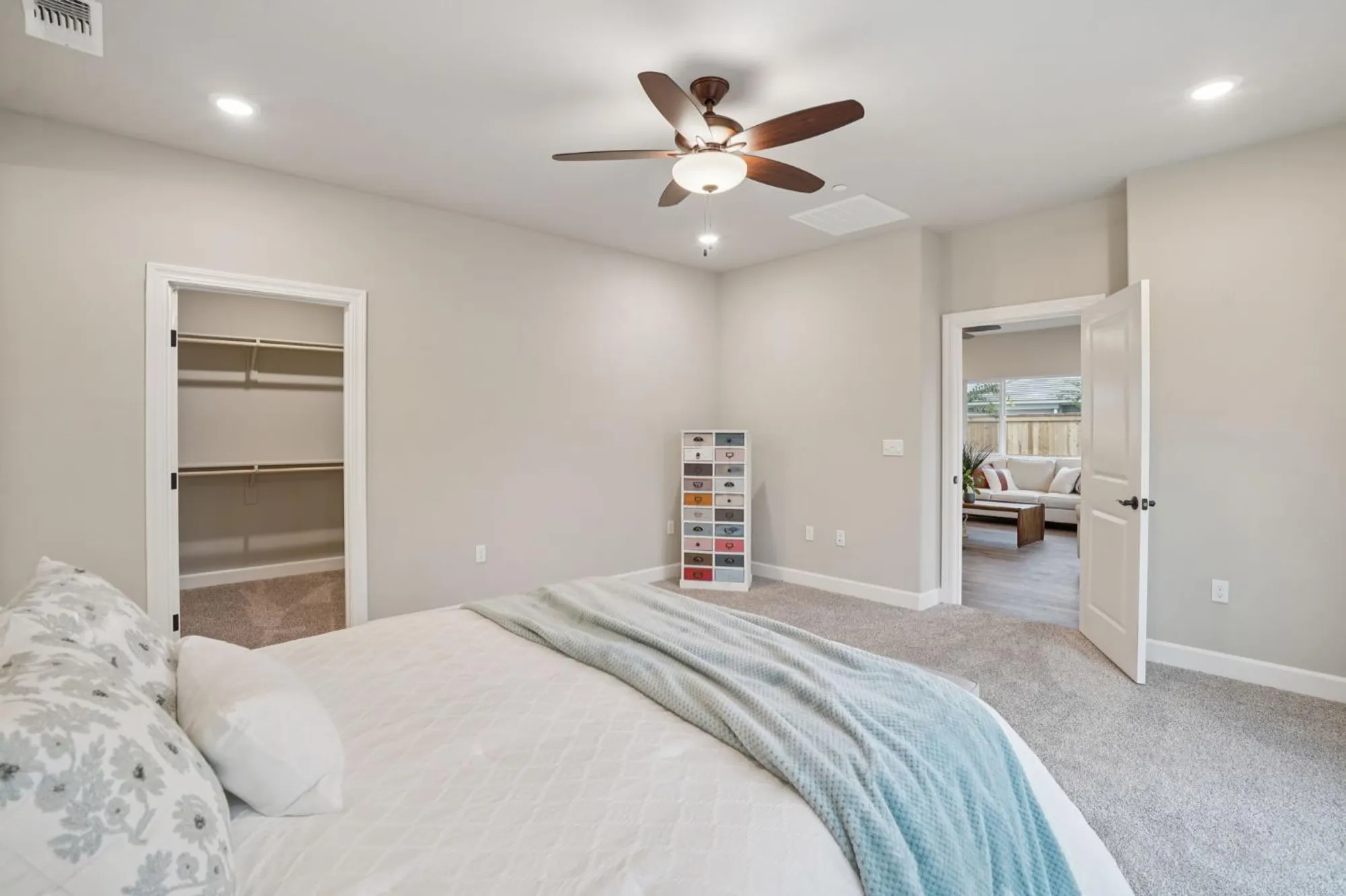 Property Slideshow image 13 of 17 | 1125 nicklaus rd, Galt, CA, 95632