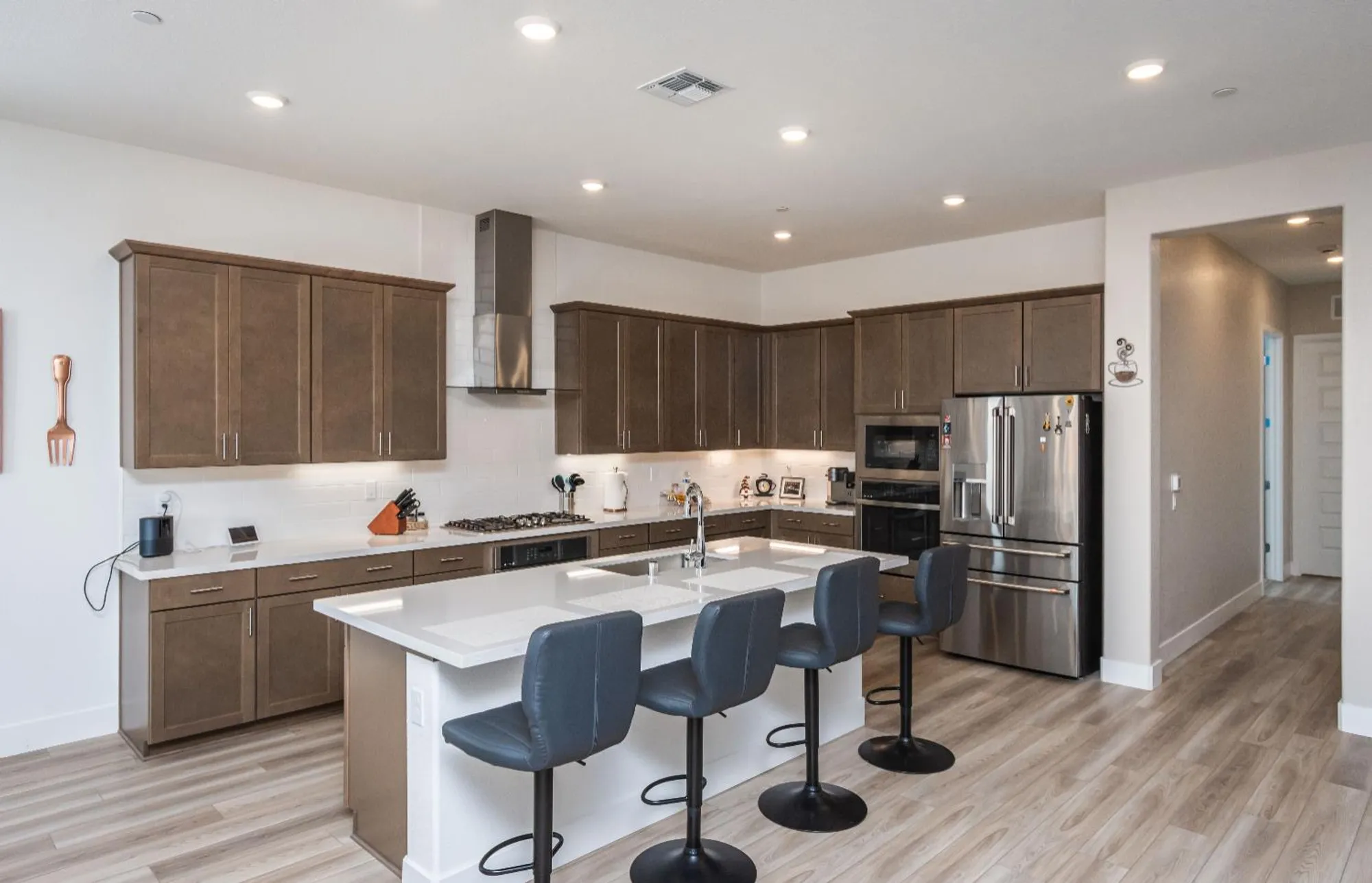 Property Slideshow image 23 of 78 | 8471 tulip ct, Roseville, CA, 95747