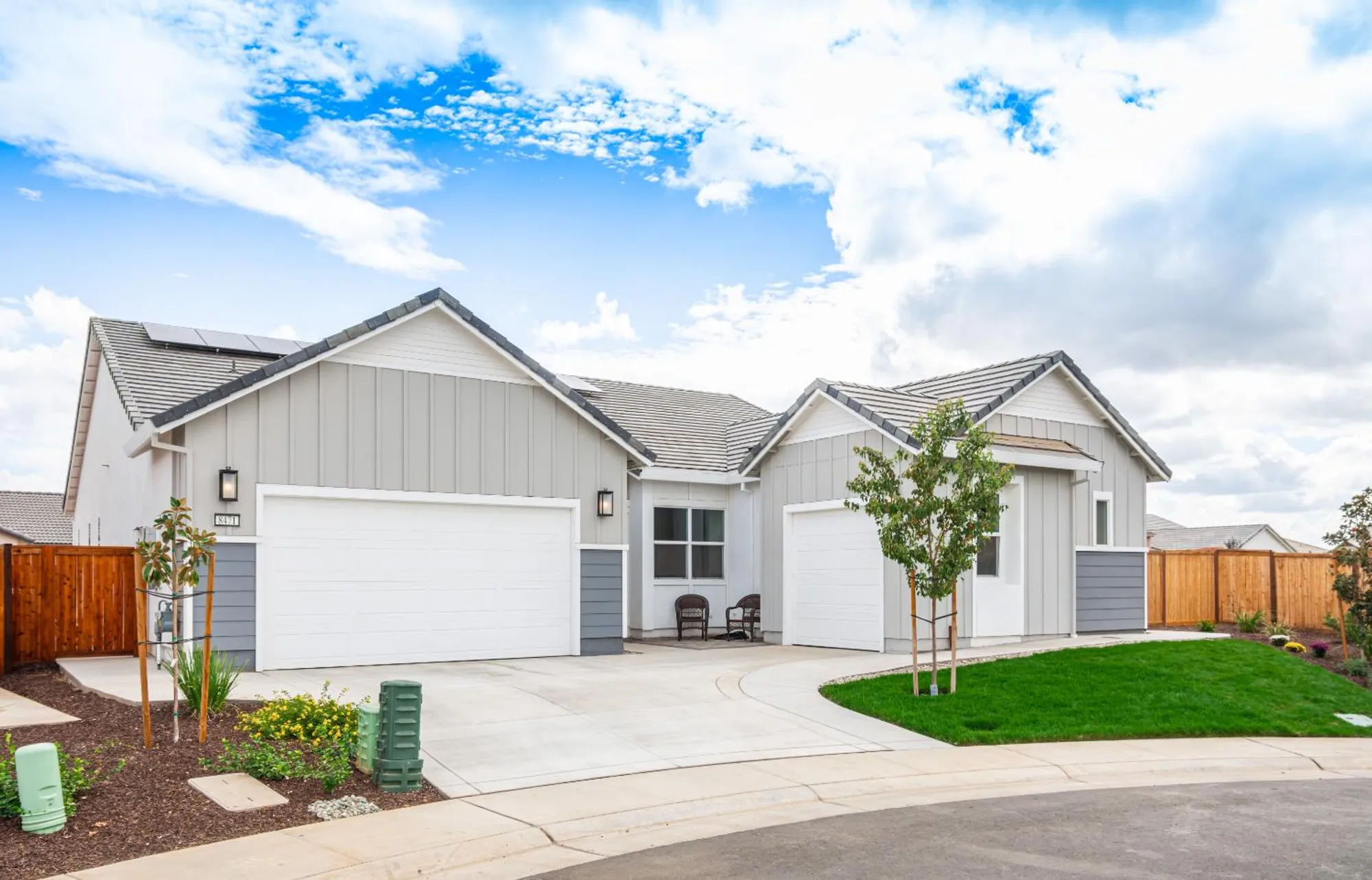 Property Slideshow image 2 of 78 | 8471 tulip ct, Roseville, CA, 95747