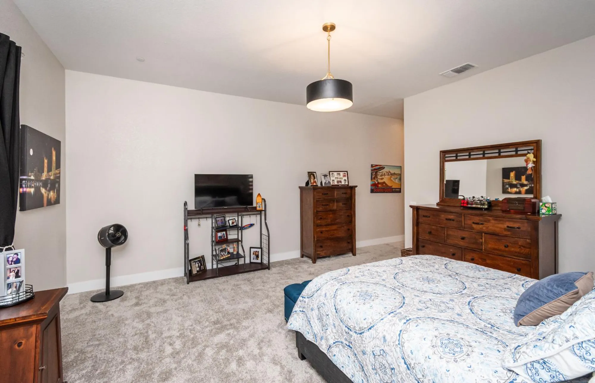 Property Slideshow image 40 of 78 | 8471 tulip ct, Roseville, CA, 95747