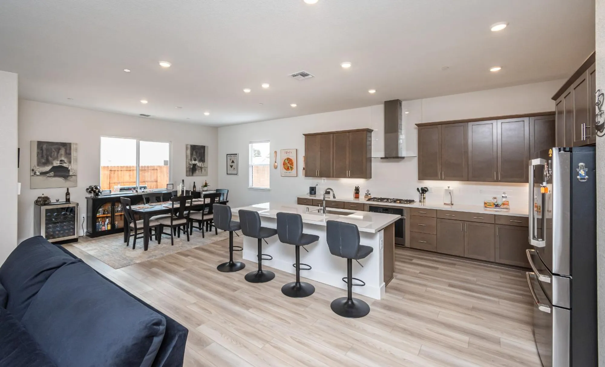 Property Slideshow image 21 of 78 | 8471 tulip ct, Roseville, CA, 95747