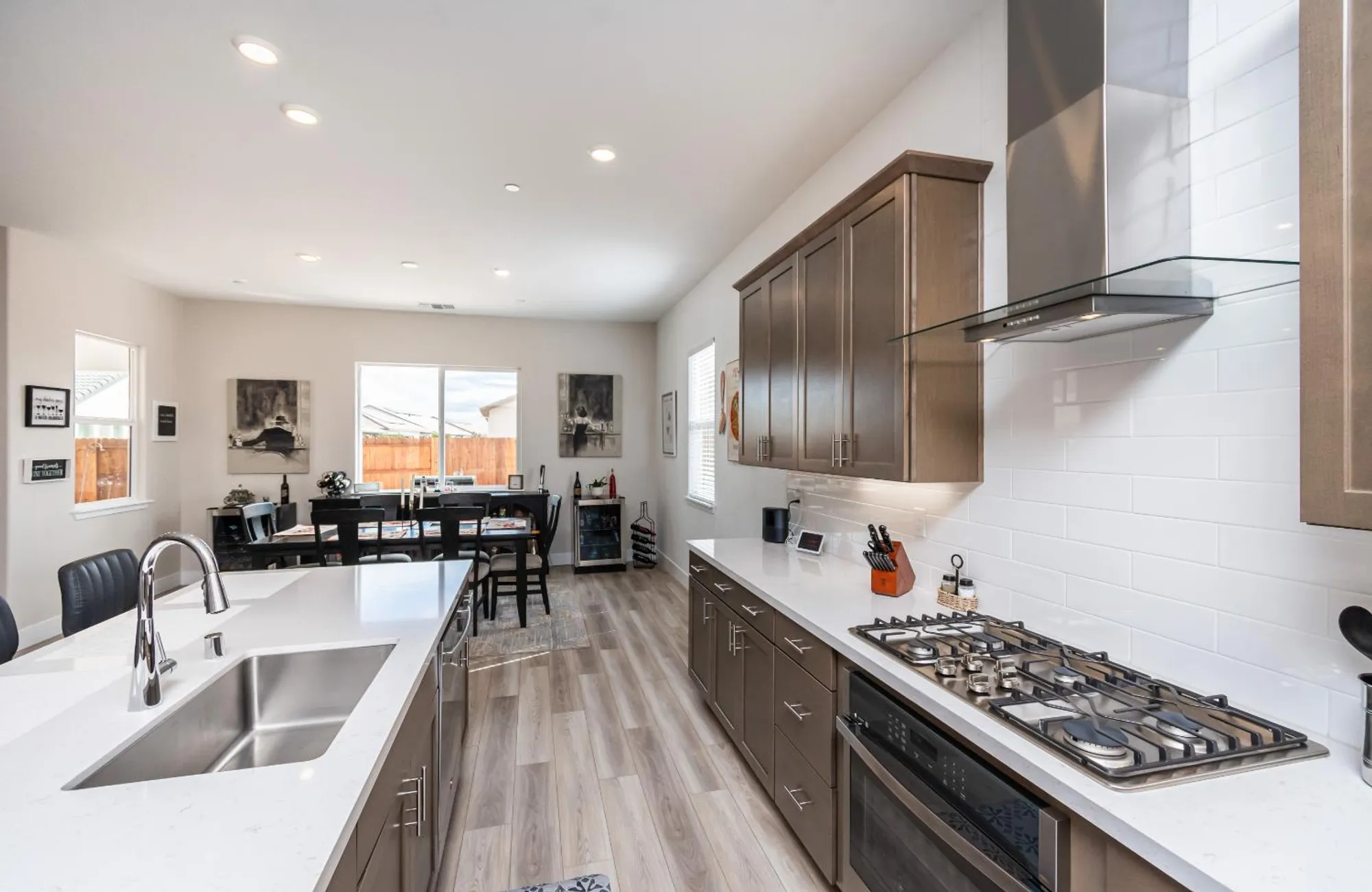 Property Slideshow image 30 of 78 | 8471 tulip ct, Roseville, CA, 95747