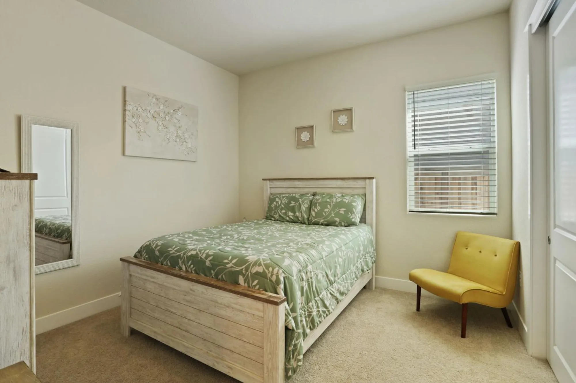 Property Slideshow image 18 of 47 | 605 victoria dr, Manteca, CA, 95336
