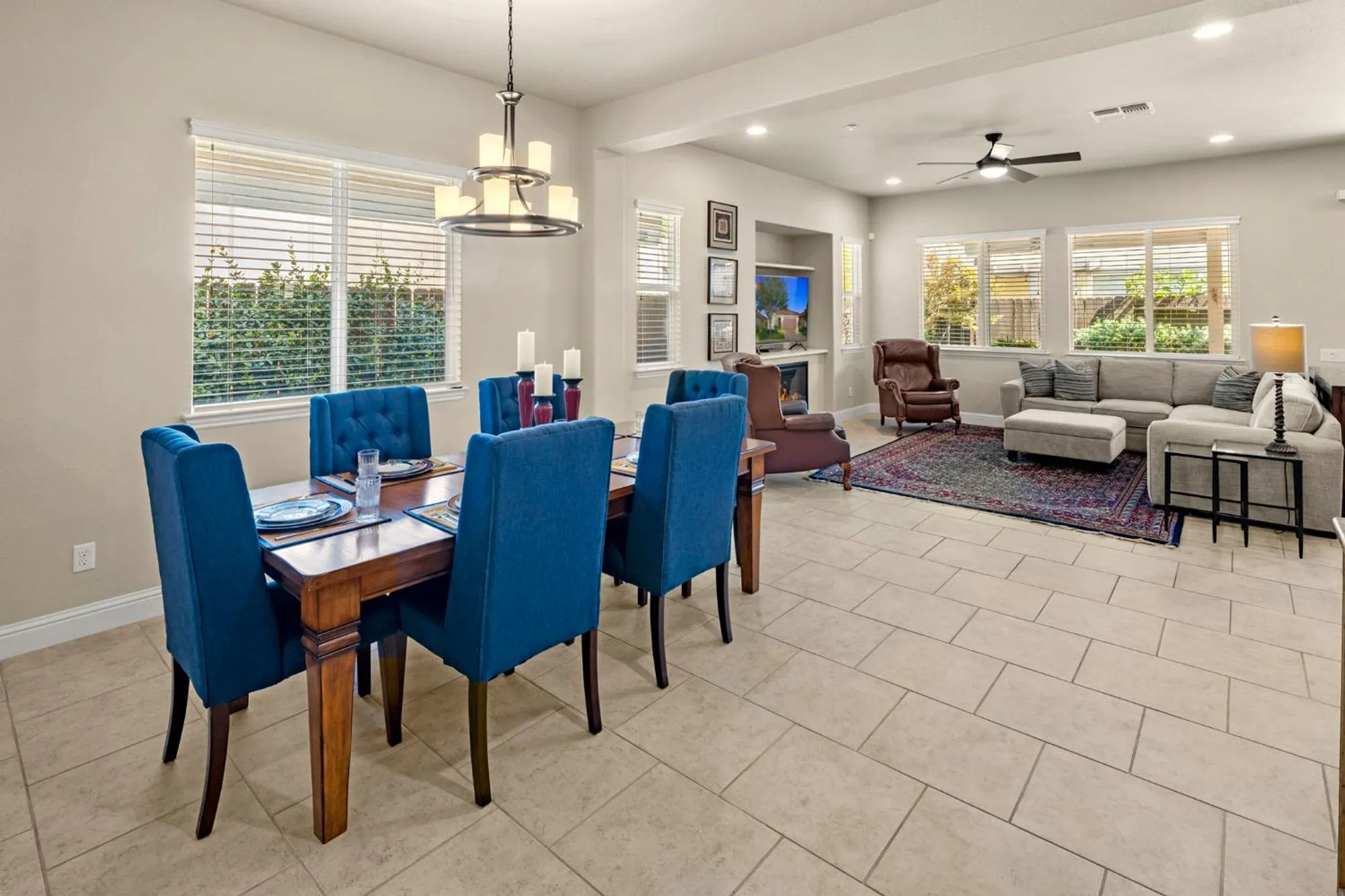 Property Slideshow image 9 of 72 | 2080 leighham dr, Roseville, CA, 95747