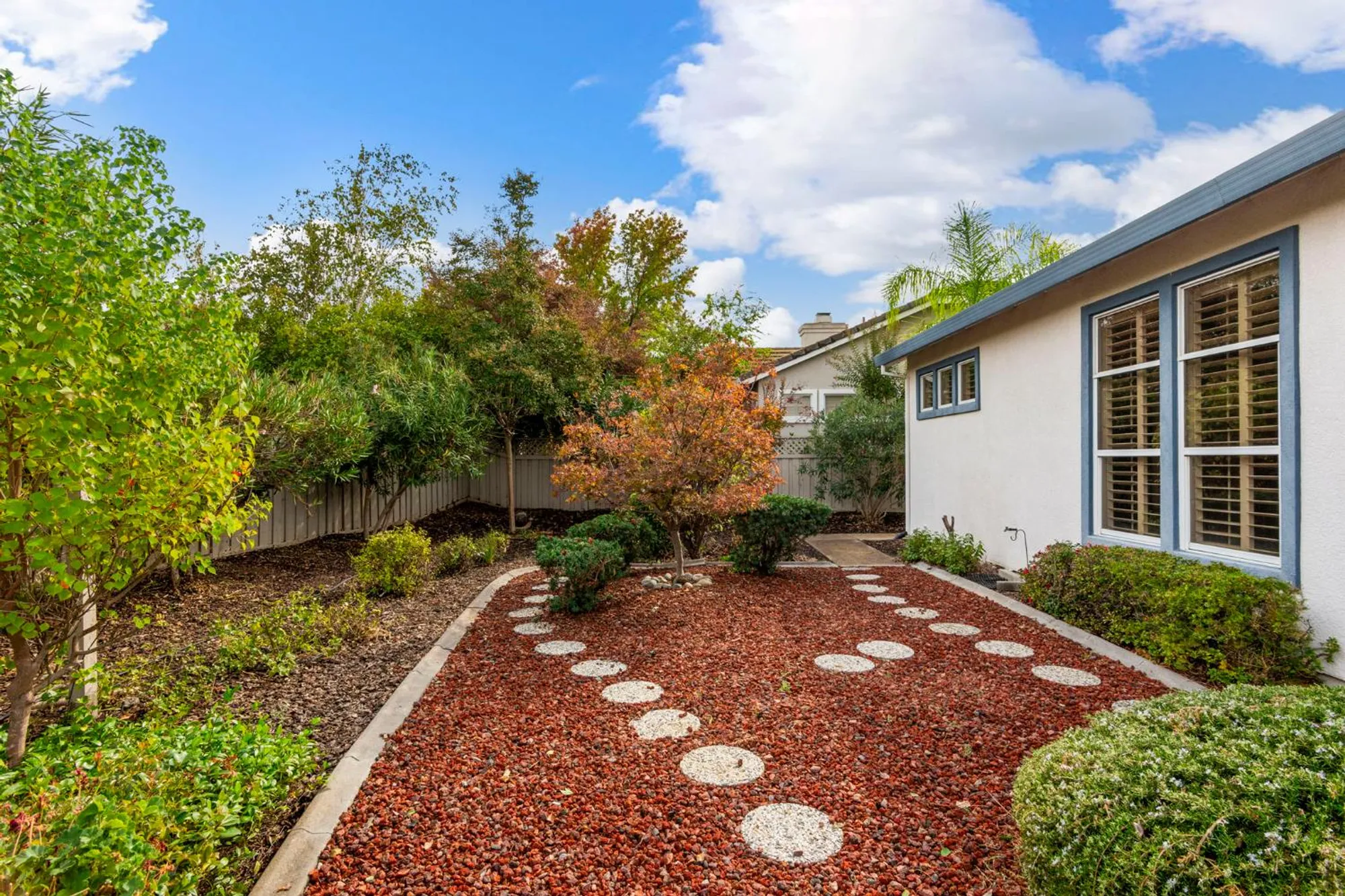 Property Slideshow image 56 of 77 | 401 barusch ct, Roseville, CA, 95747