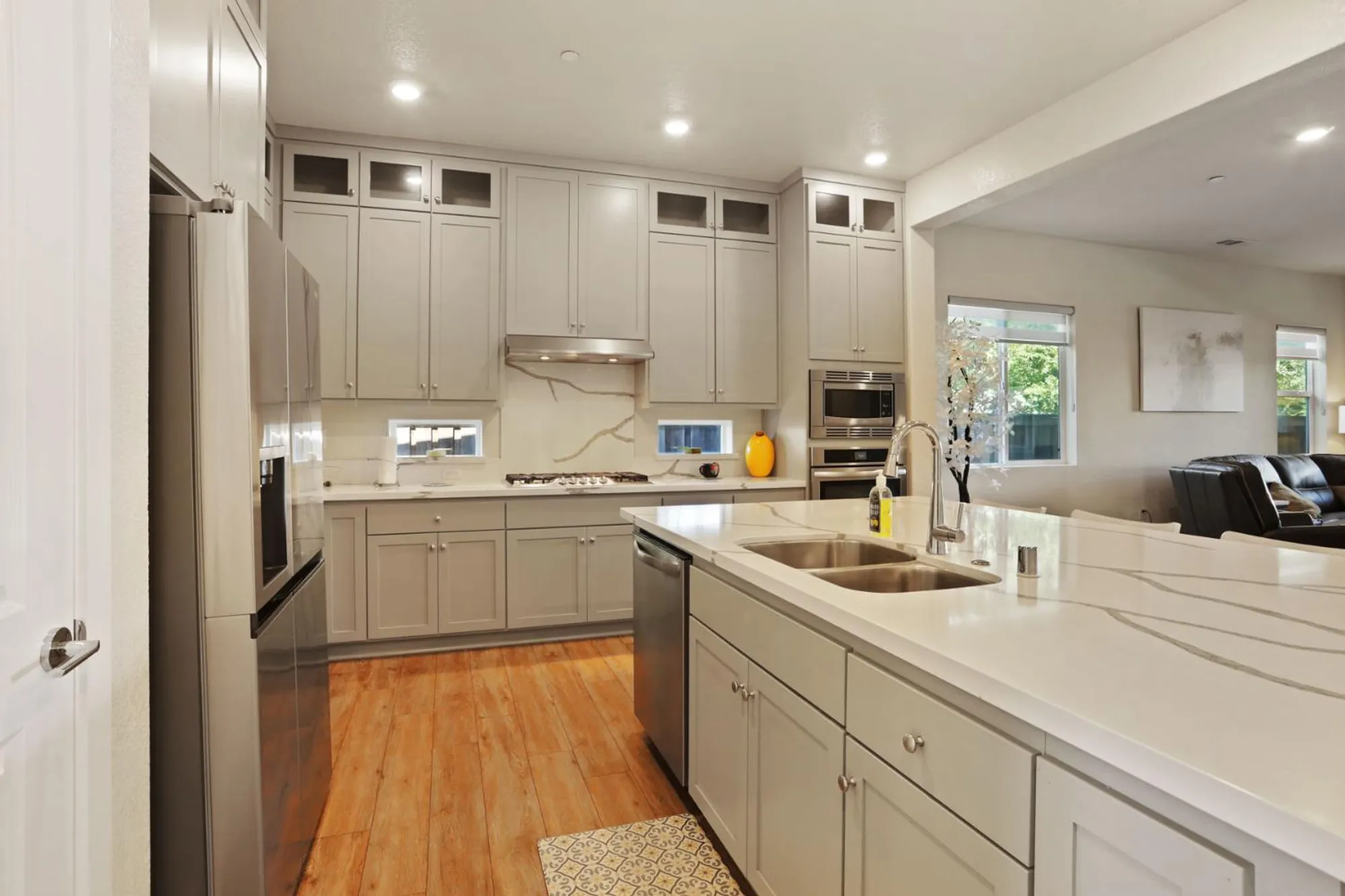 Property Slideshow image 9 of 47 | 605 victoria dr, Manteca, CA, 95336