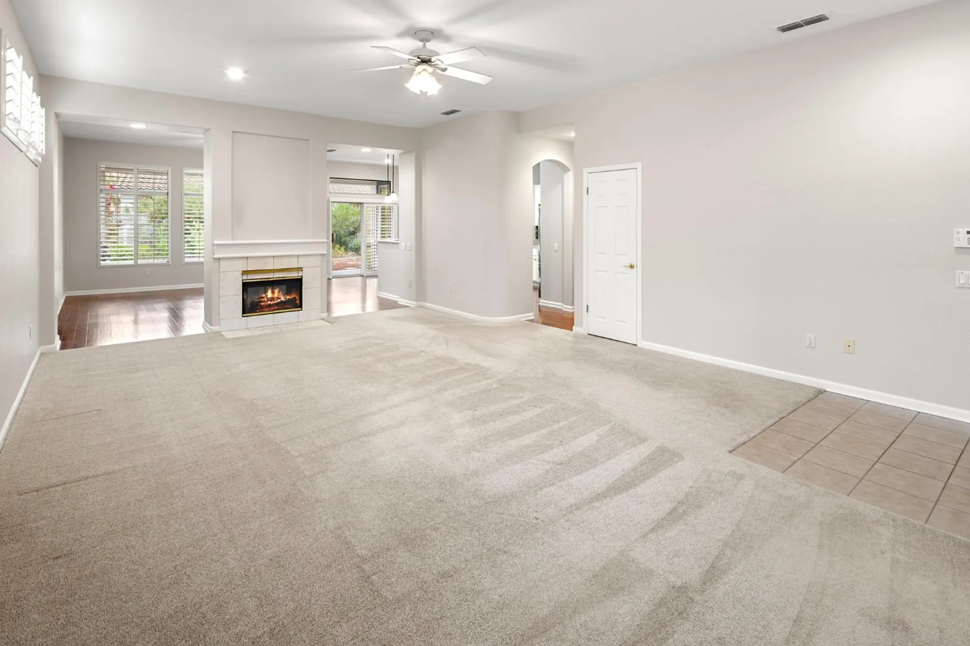 Property Slideshow image 20 of 77 | 401 barusch ct, Roseville, CA, 95747