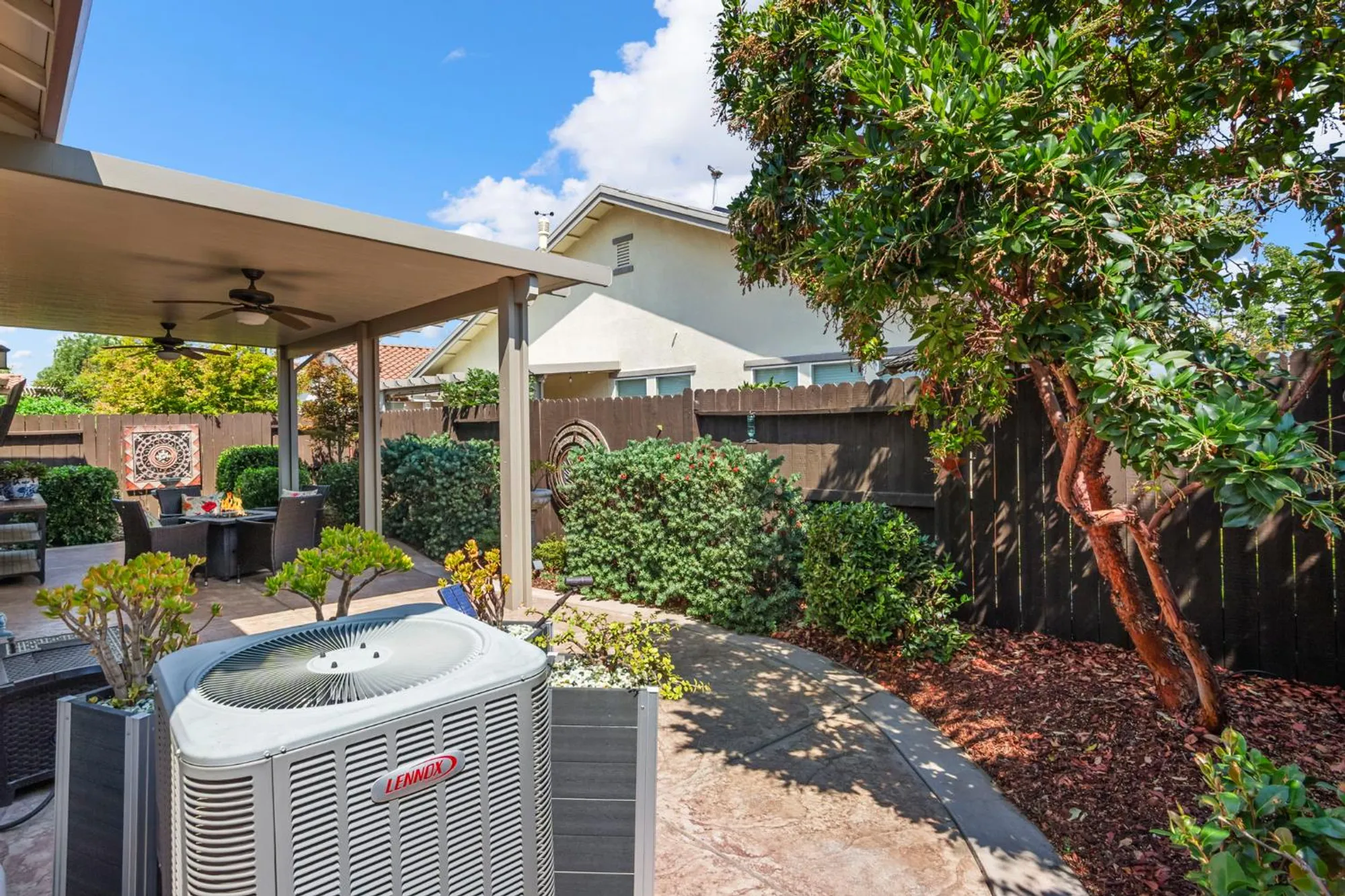 Property Slideshow image 49 of 72 | 2080 leighham dr, Roseville, CA, 95747