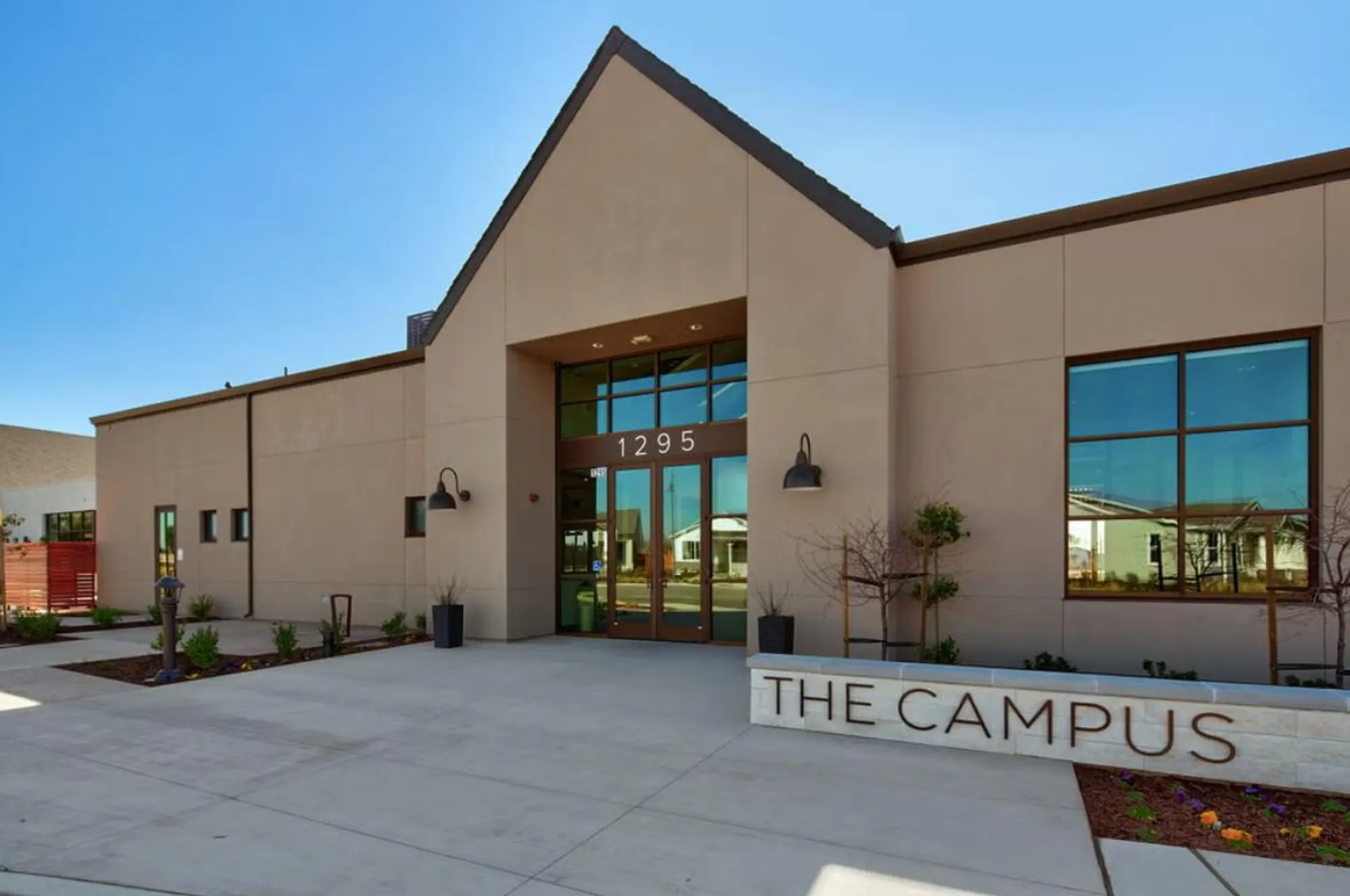 Property Slideshow image 43 of 47 | 605 victoria dr, Manteca, CA, 95336