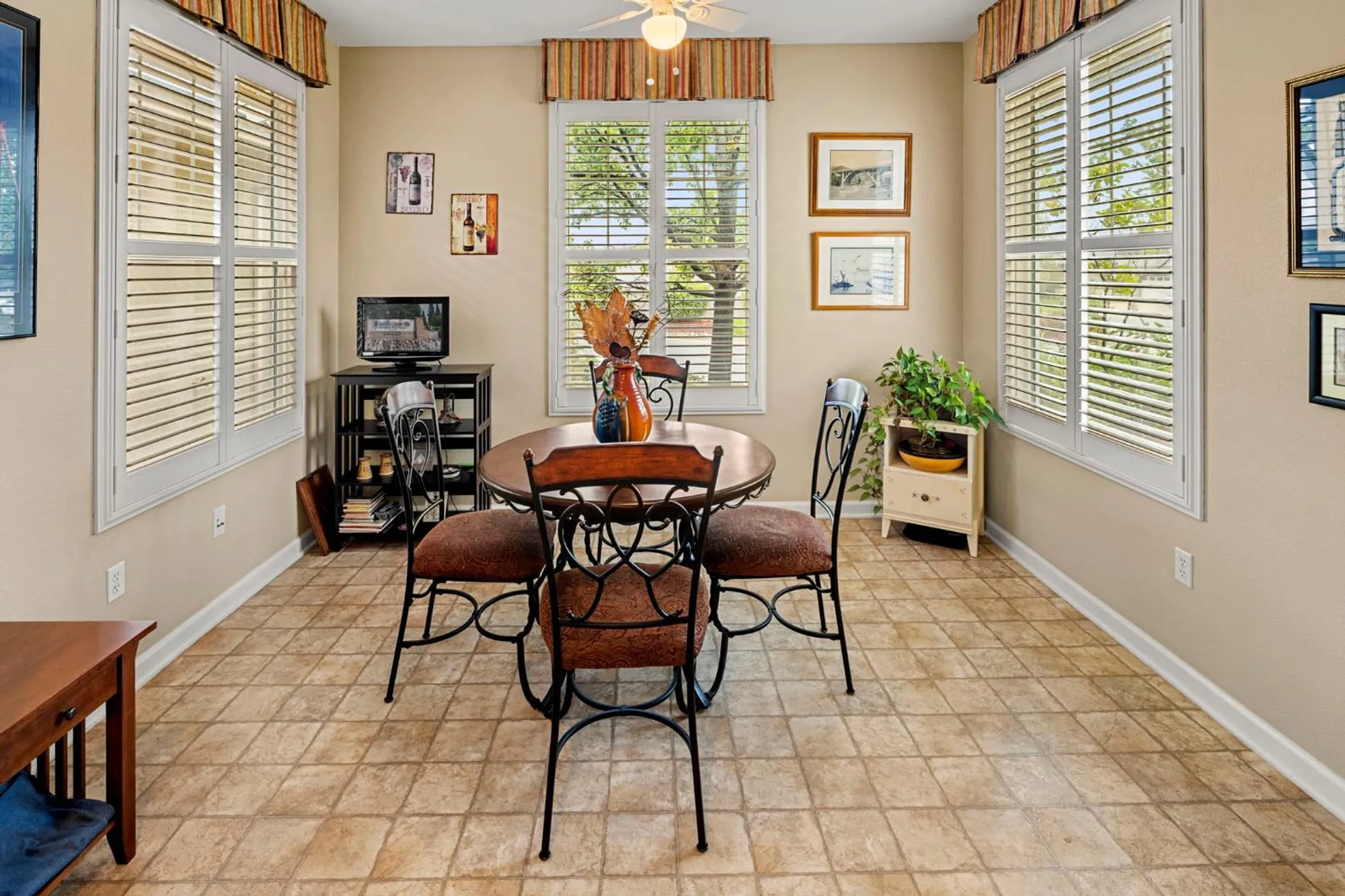 Property Slideshow image 18 of 60 | 2171 nighthawk ln, Lincoln, CA, 95648