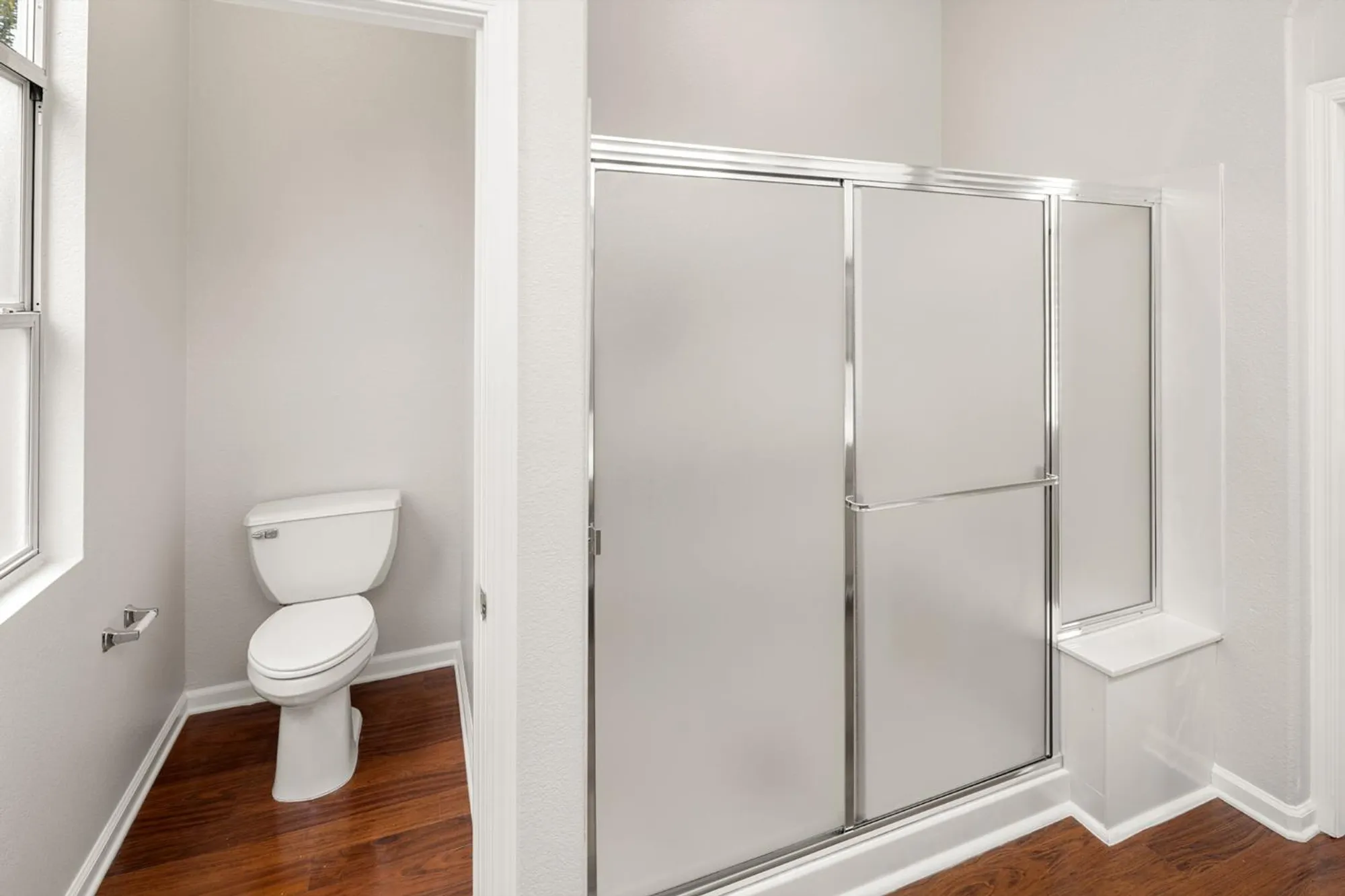 Property Slideshow image 37 of 77 | 401 barusch ct, Roseville, CA, 95747