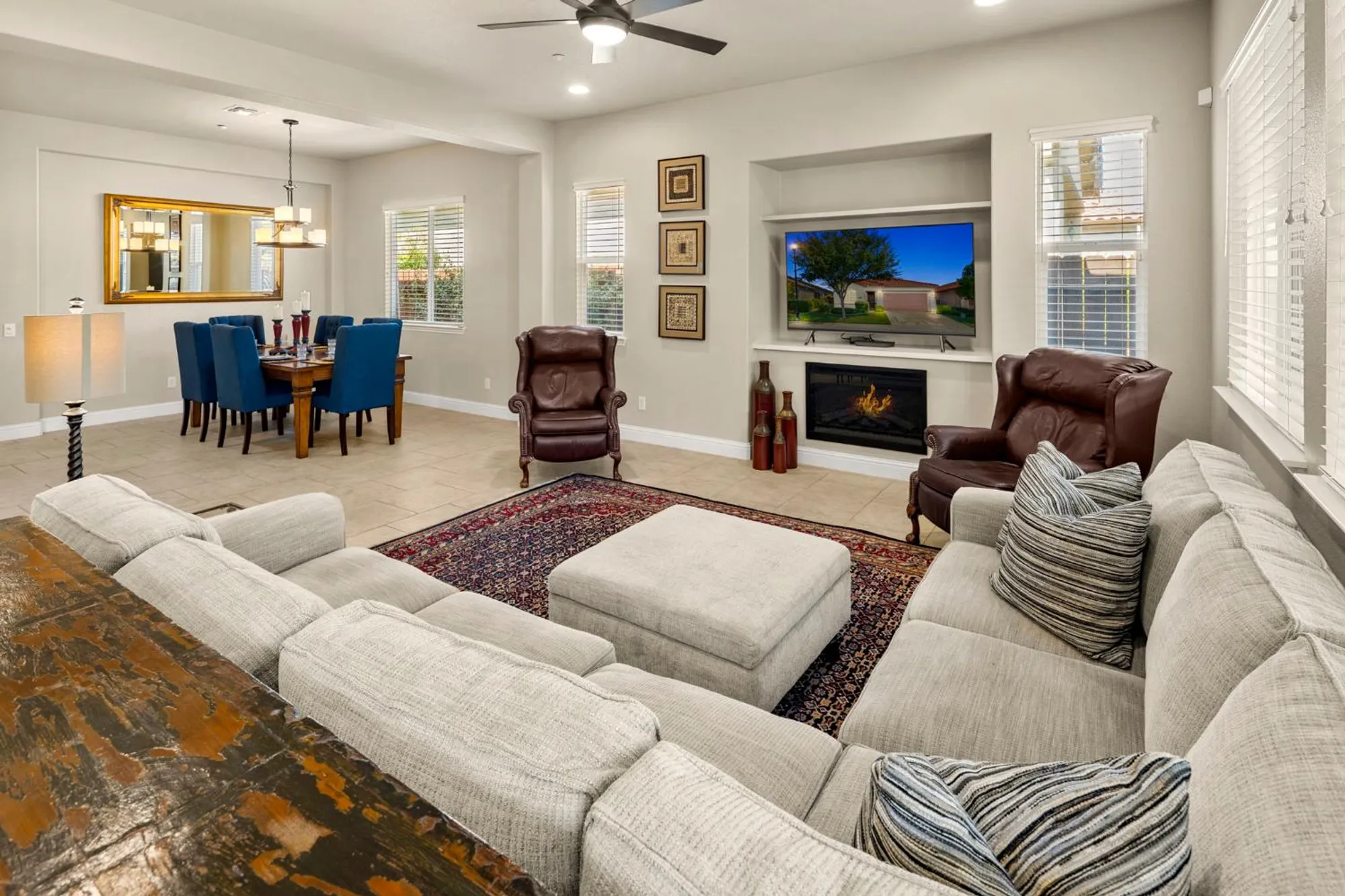 Property Slideshow image 13 of 72 | 2080 leighham dr, Roseville, CA, 95747